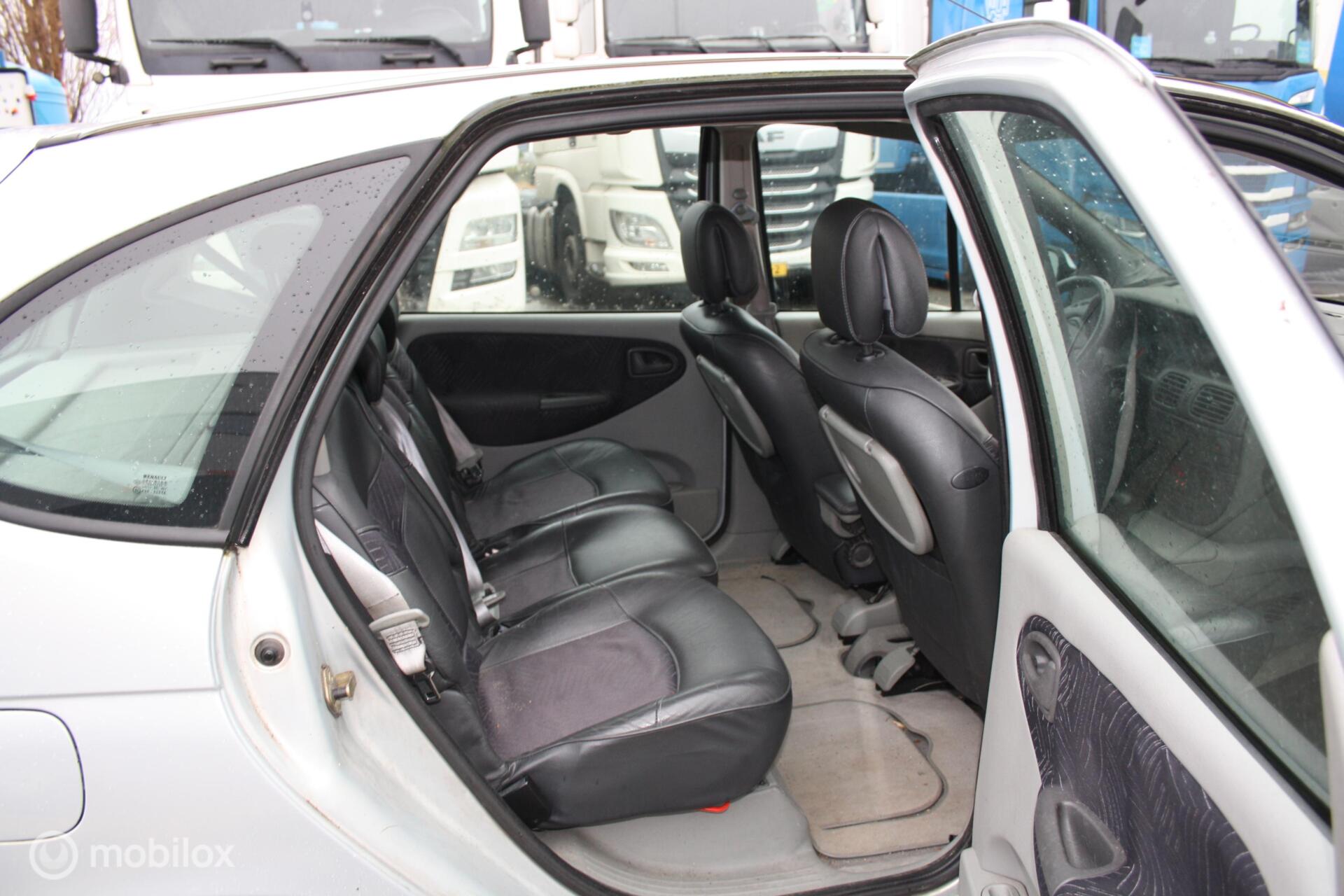 Foto van Renault Megane Scenic