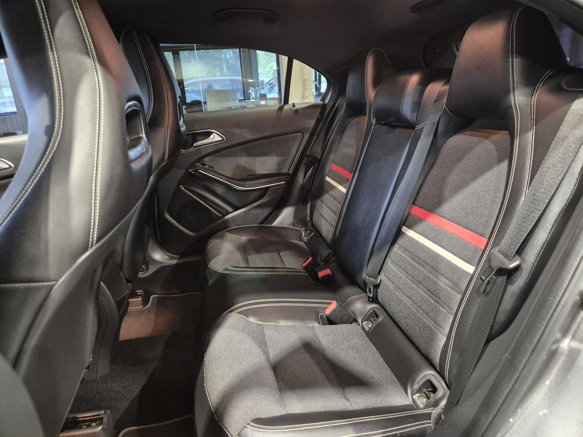 Foto van Mercedes-Benz A 180