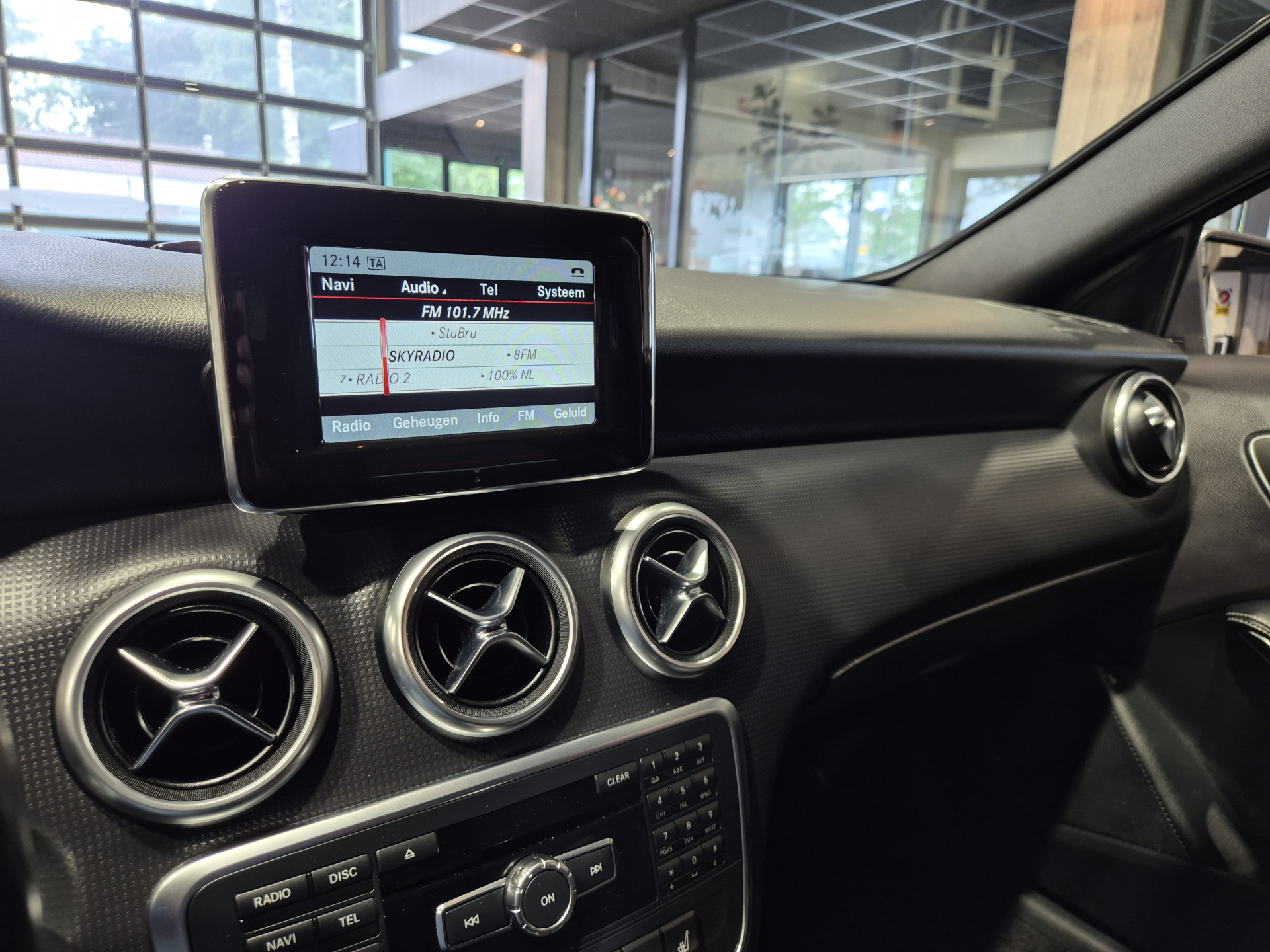 Foto van Mercedes-Benz A 180