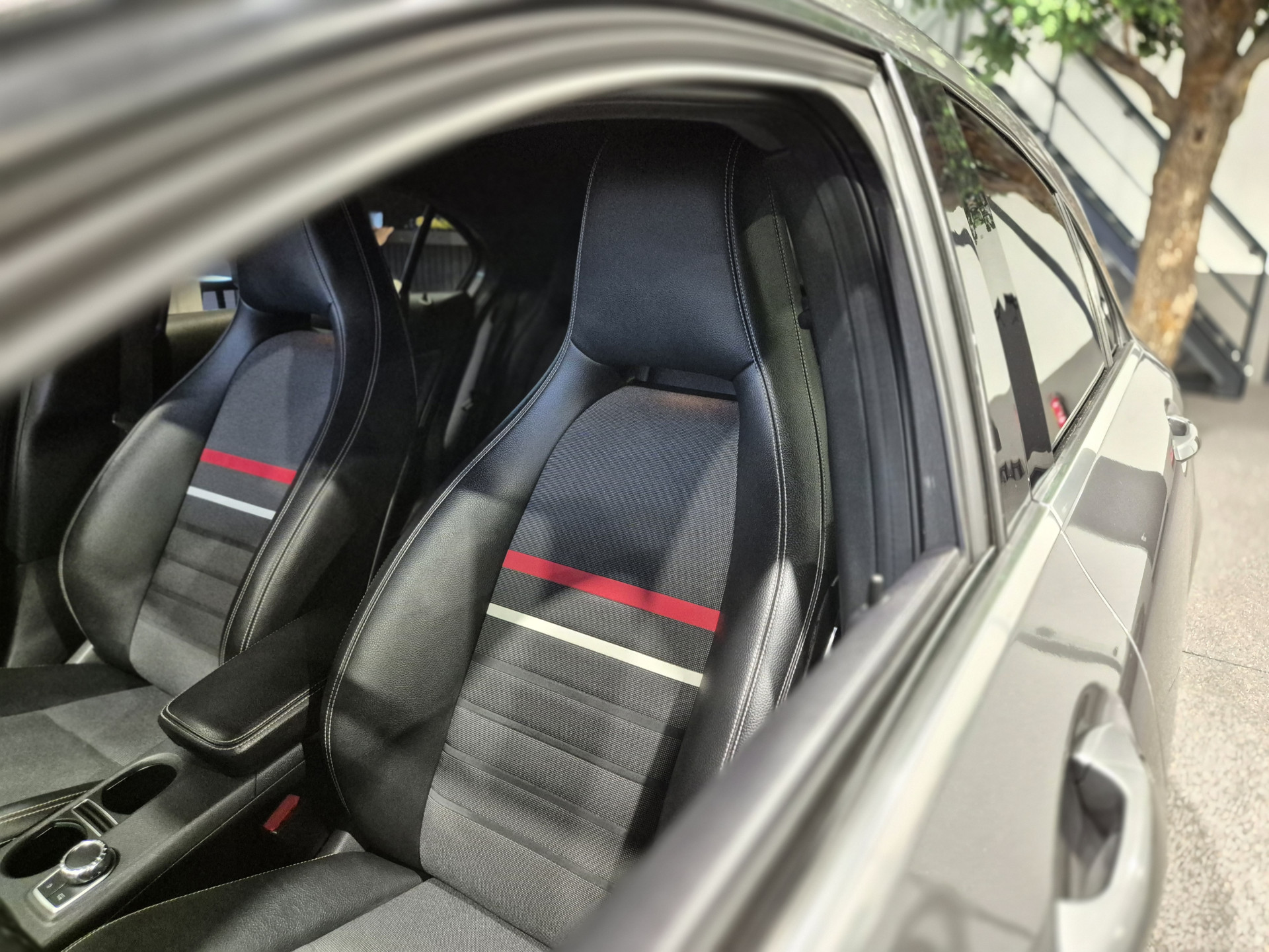 Foto van Mercedes-Benz A 180
