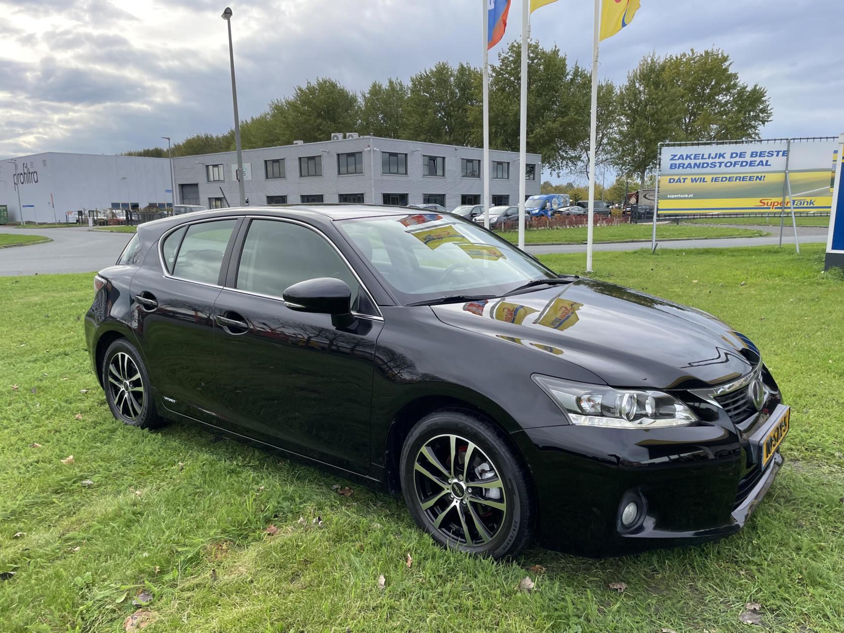 Foto van Lexus CT