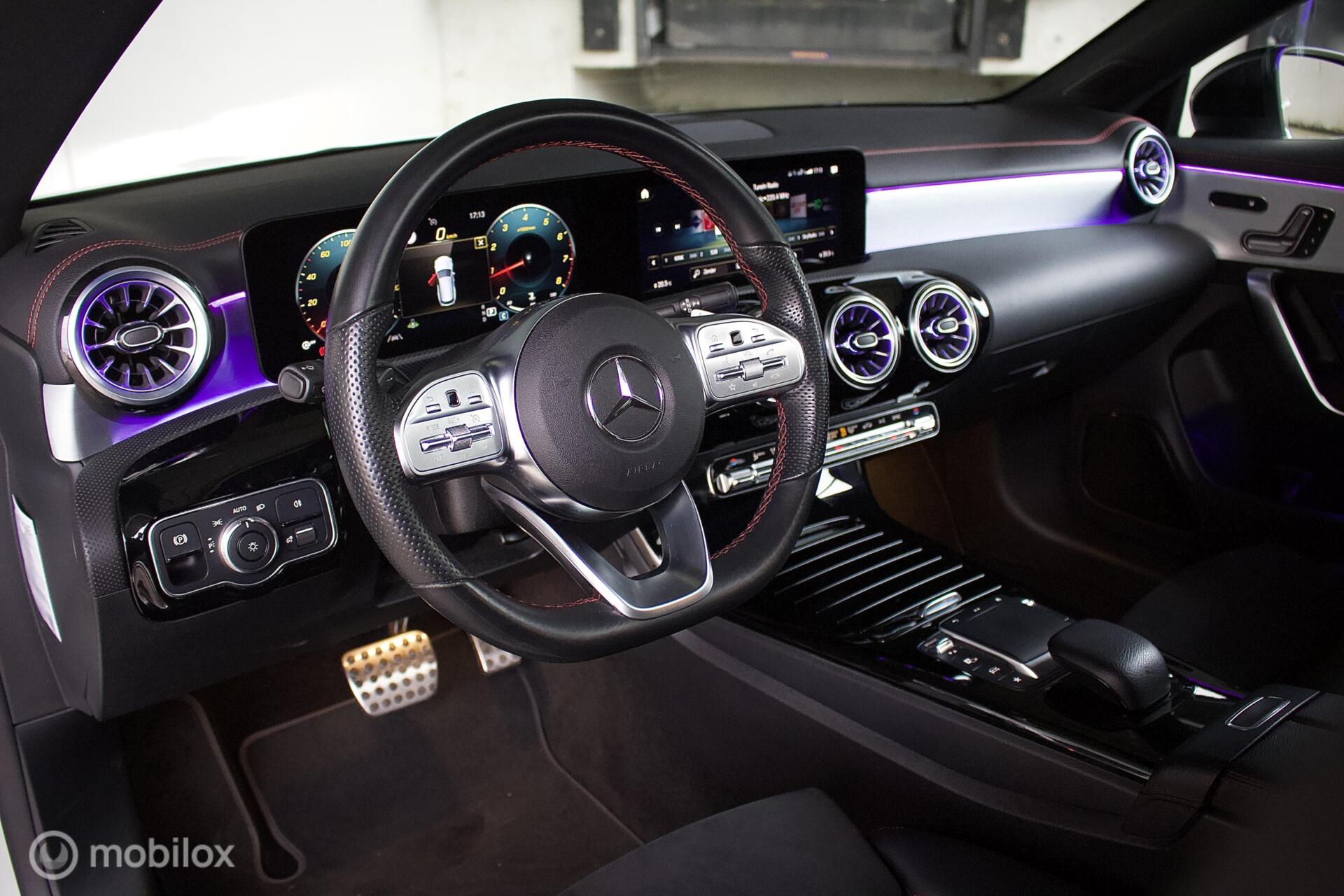 Foto van Mercedes-Benz Cla-klasse Shooting Brake