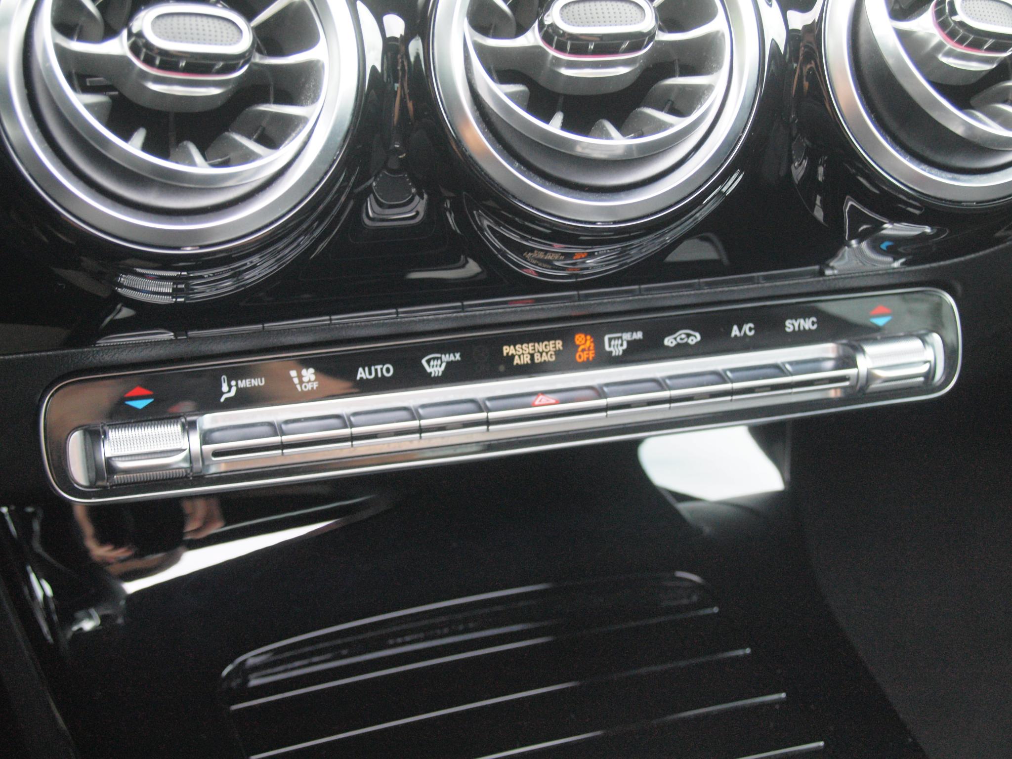 Foto van Mercedes-Benz Cla 200