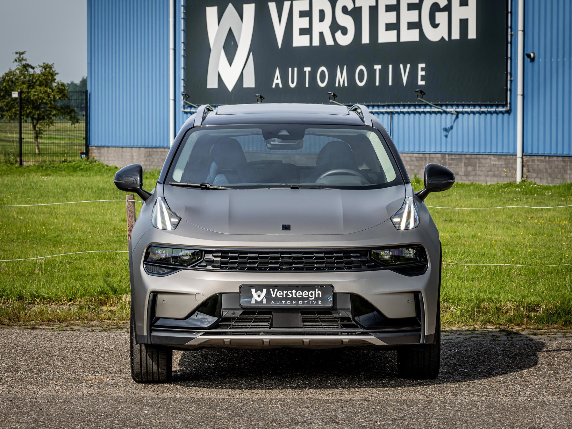 Foto van LYNK & Co 01