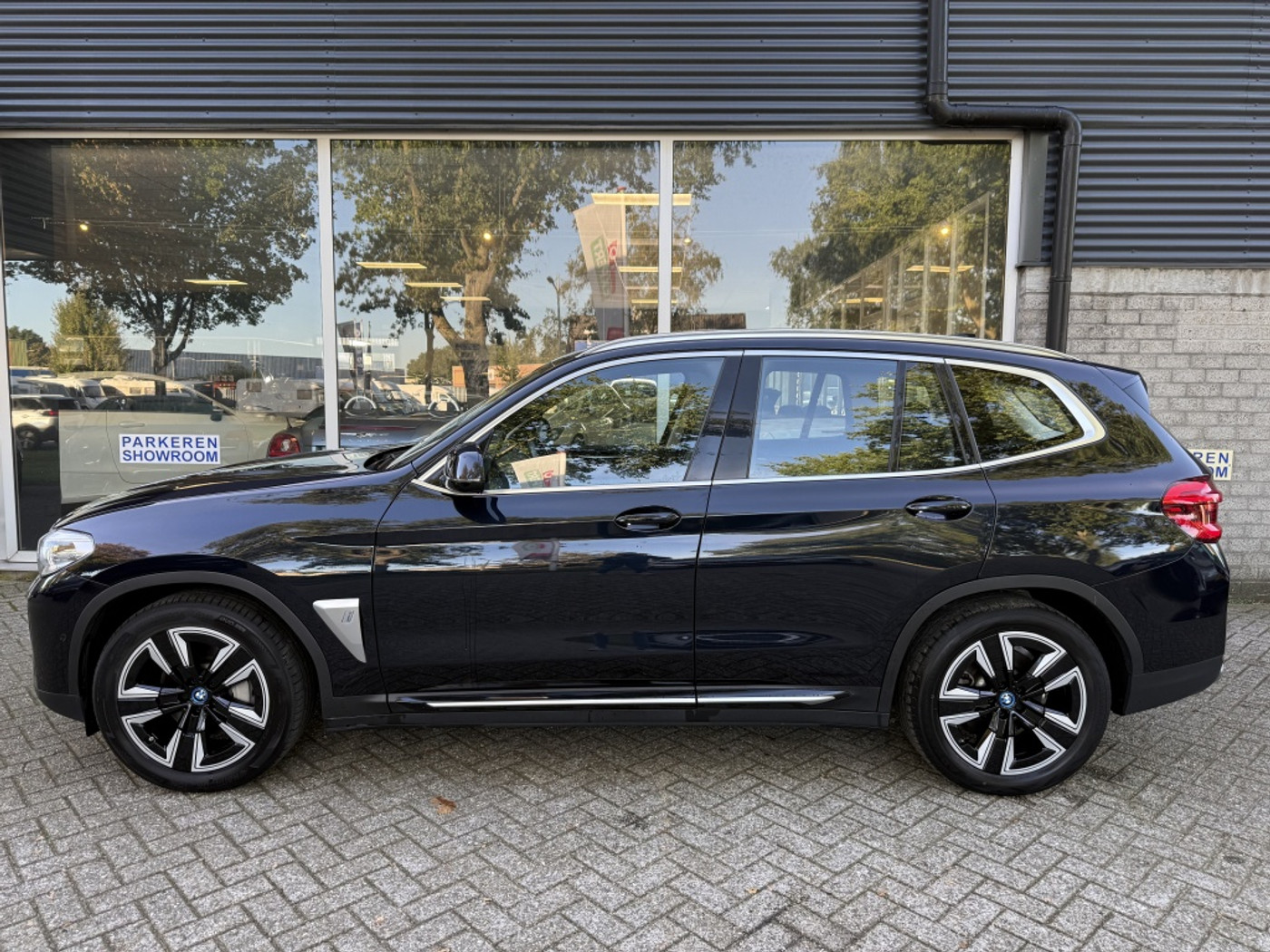 Foto van BMW Ix3
