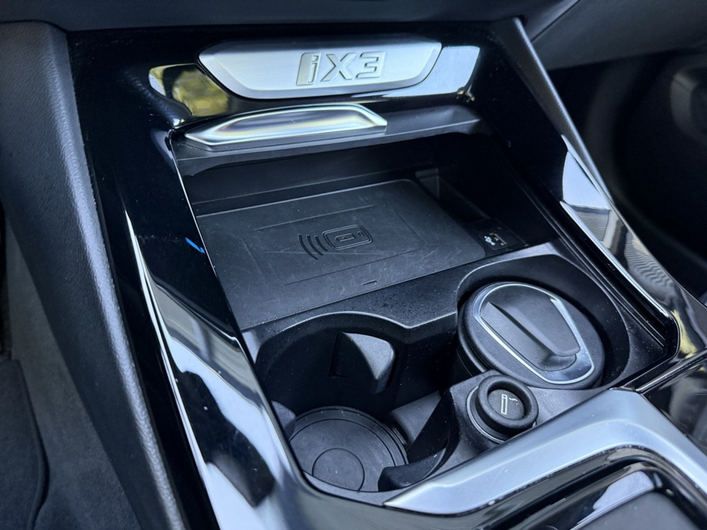 Foto van BMW Ix3