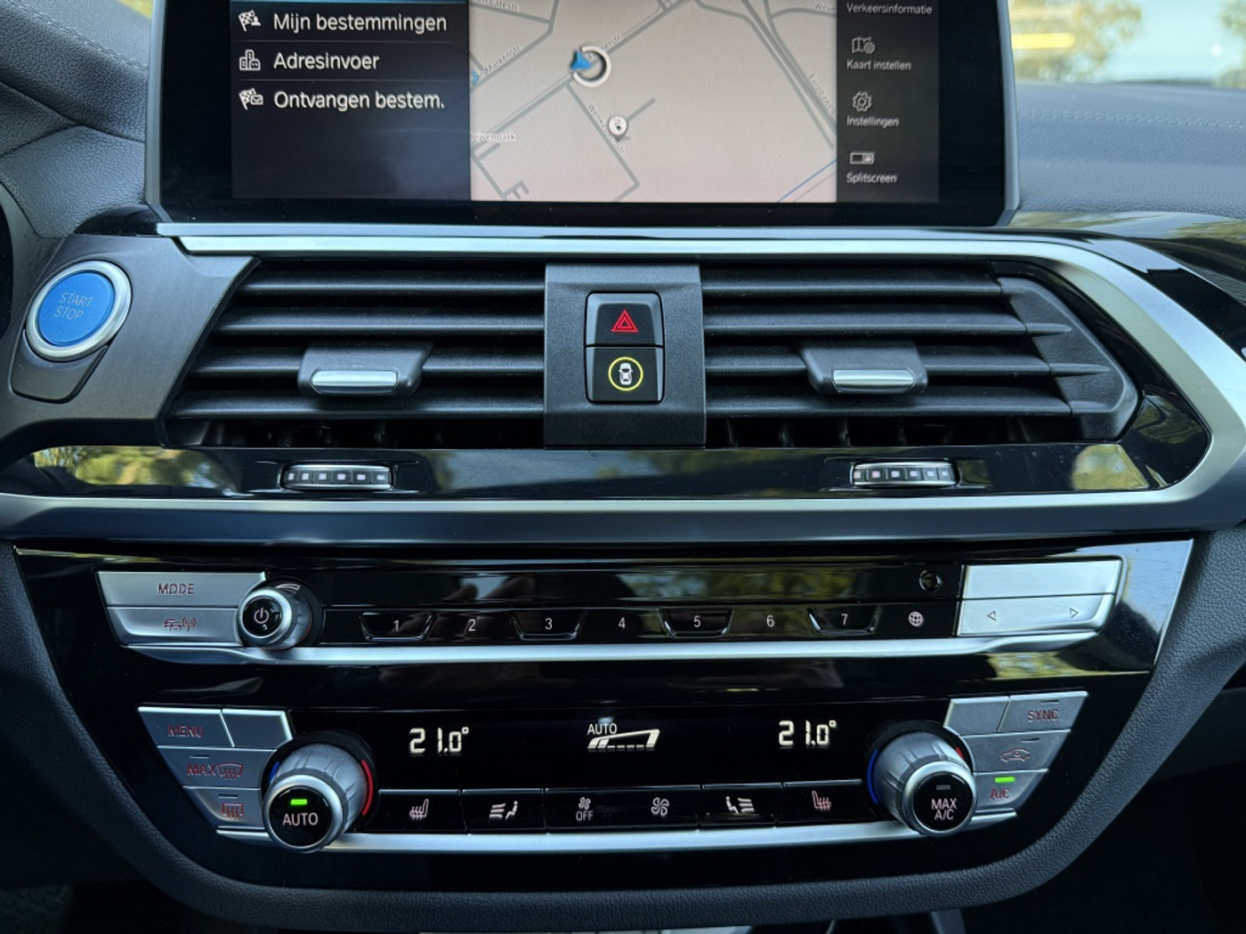 Foto van BMW Ix3