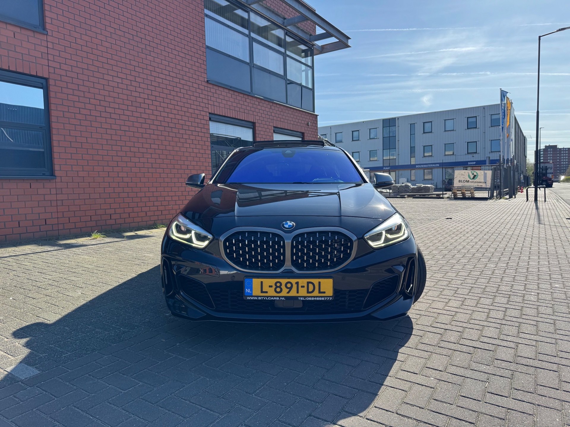 Foto van BMW M135i xDrive