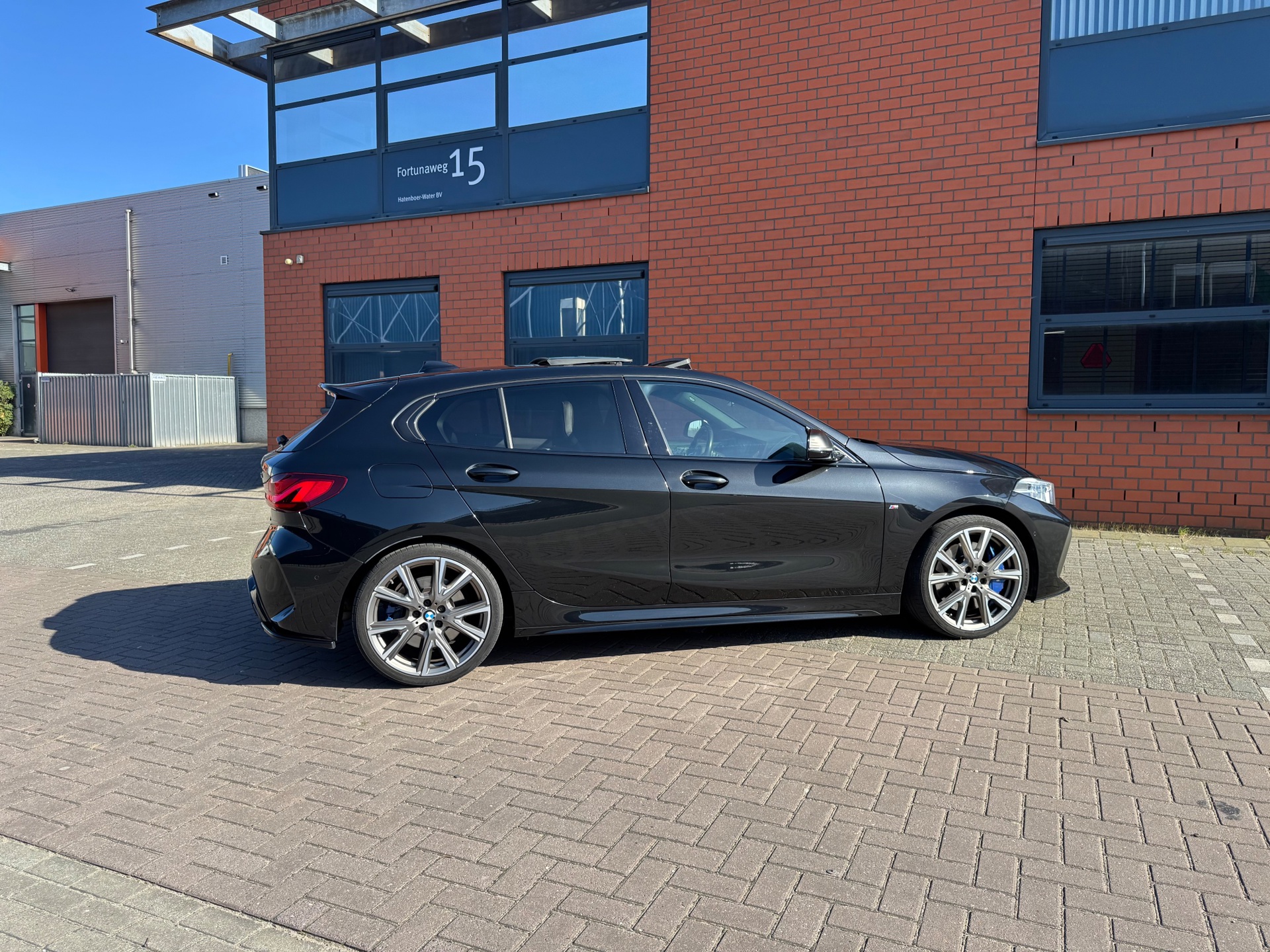 Foto van BMW M135i xDrive