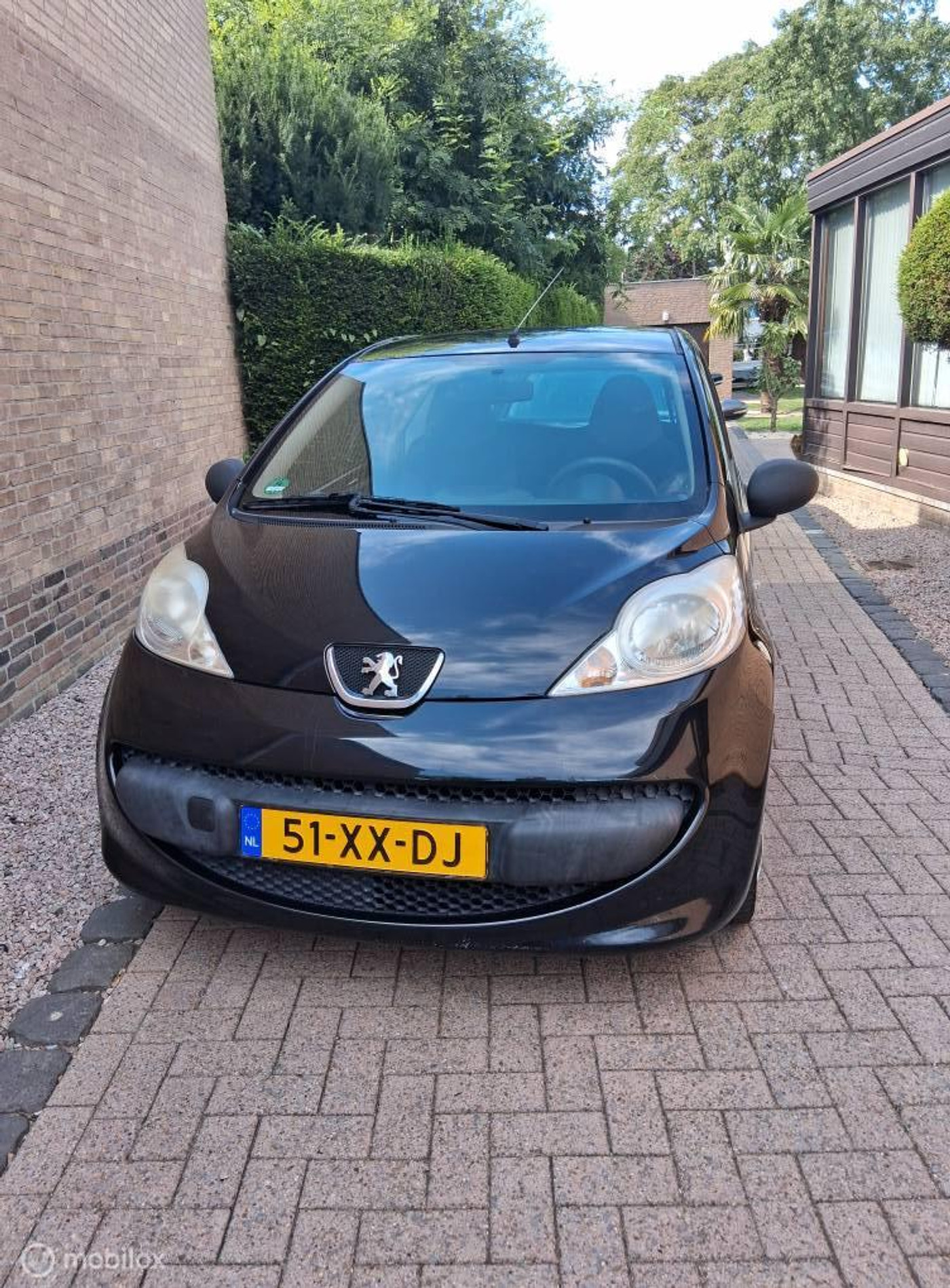 Peugeot 107 1.0-12V XR 2007 - voorkant
