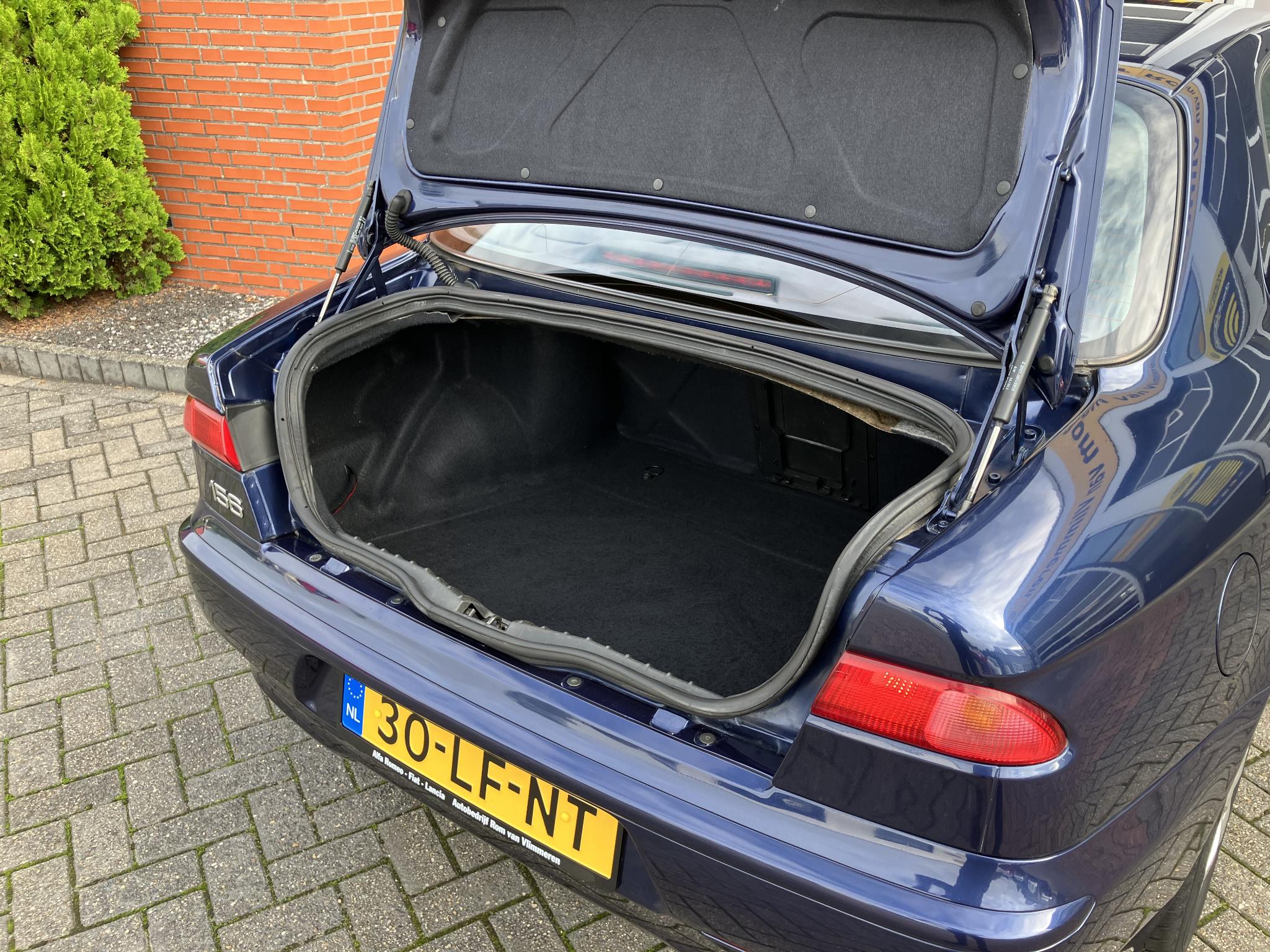 Foto van Alfa Romeo Alfa Romeo 156 Berlina