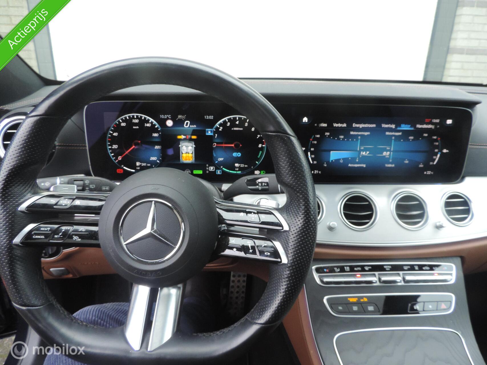 Foto van Mercedes-Benz E 300 E