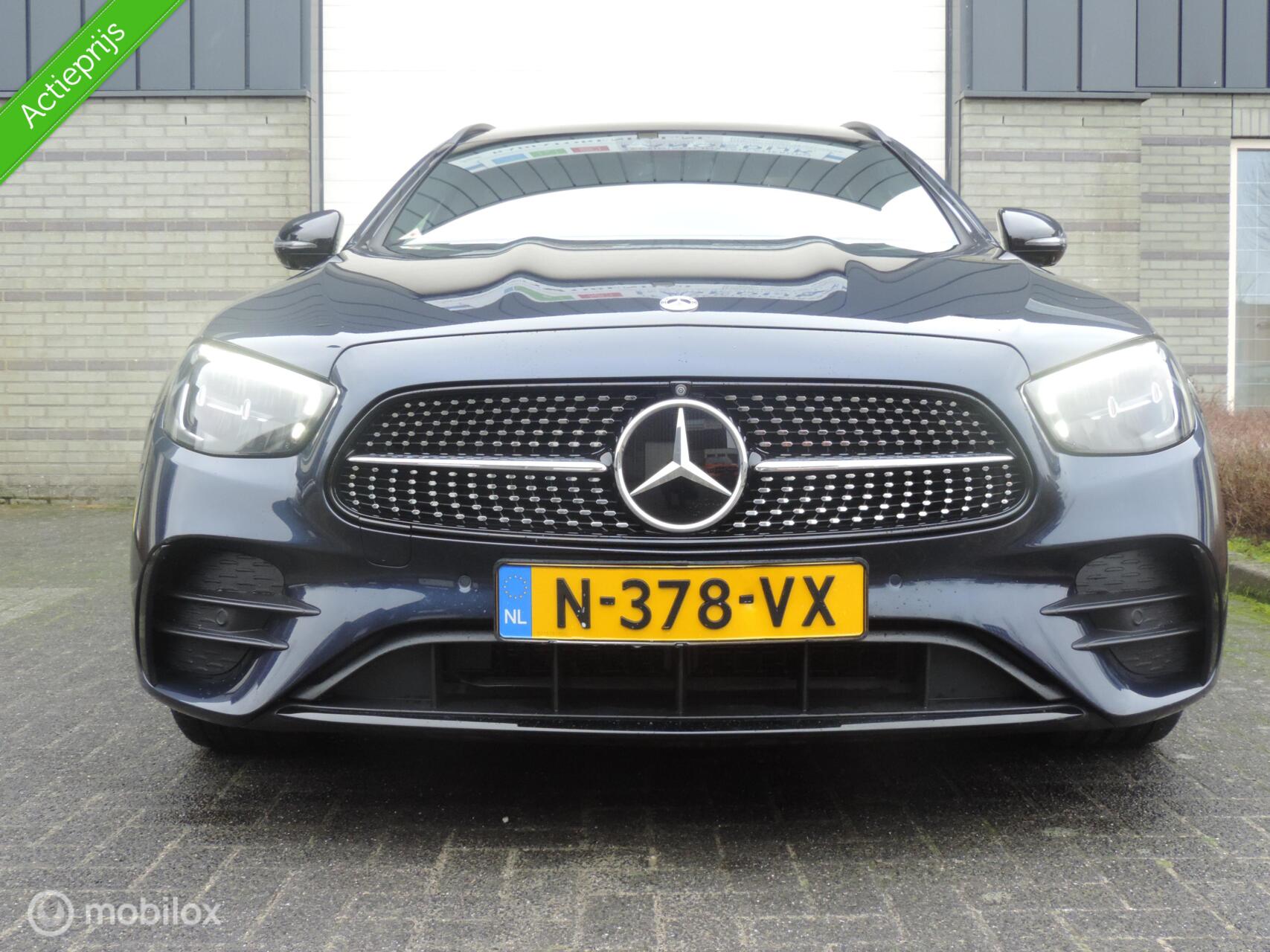 Foto van Mercedes-Benz E 300 E