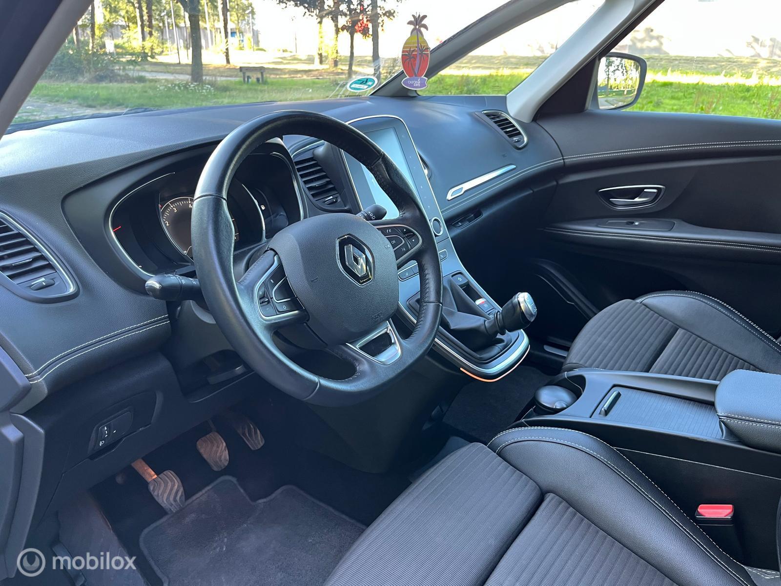 Foto van Renault Scénic