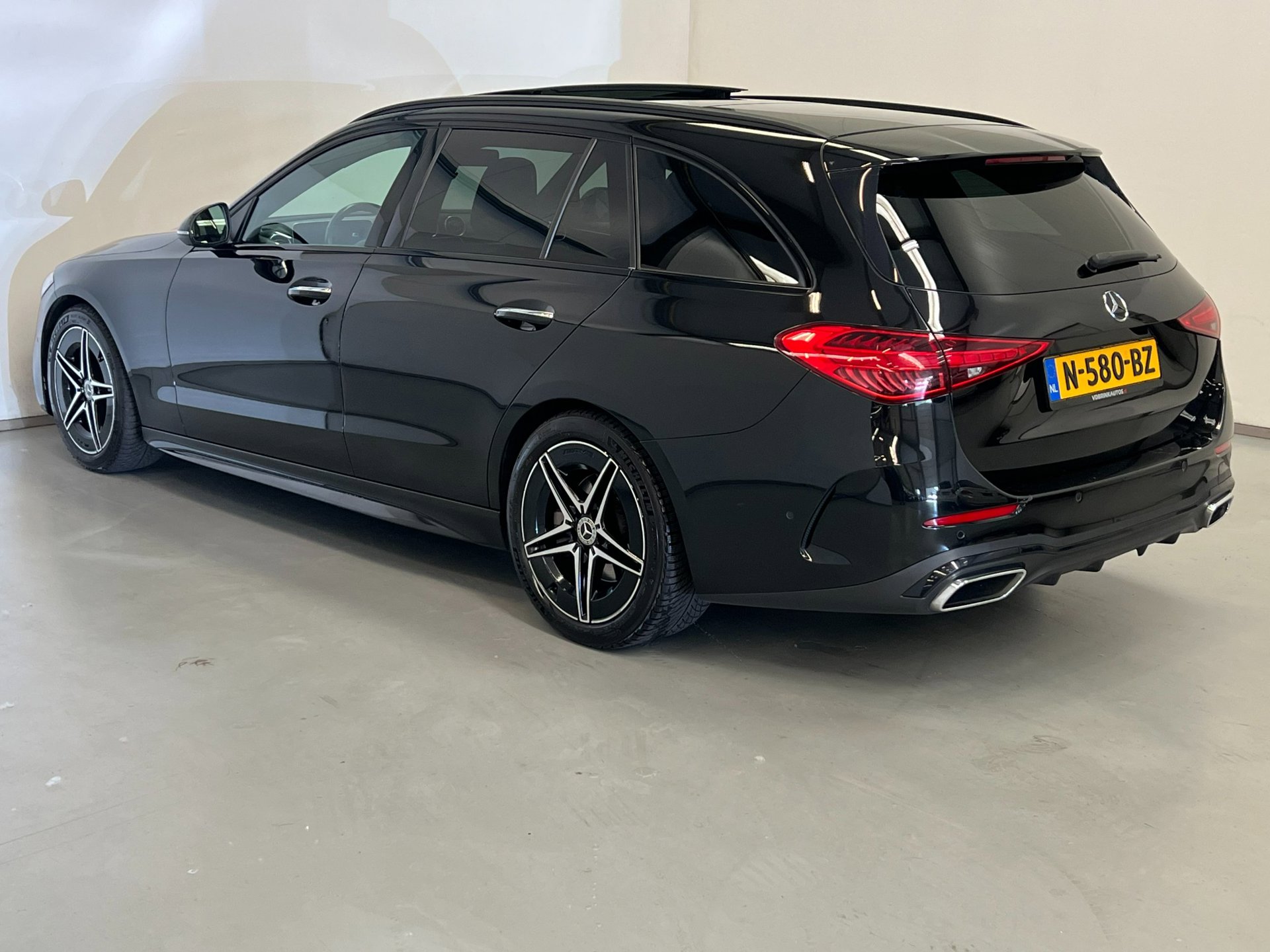 Foto van Mercedes-Benz C 200