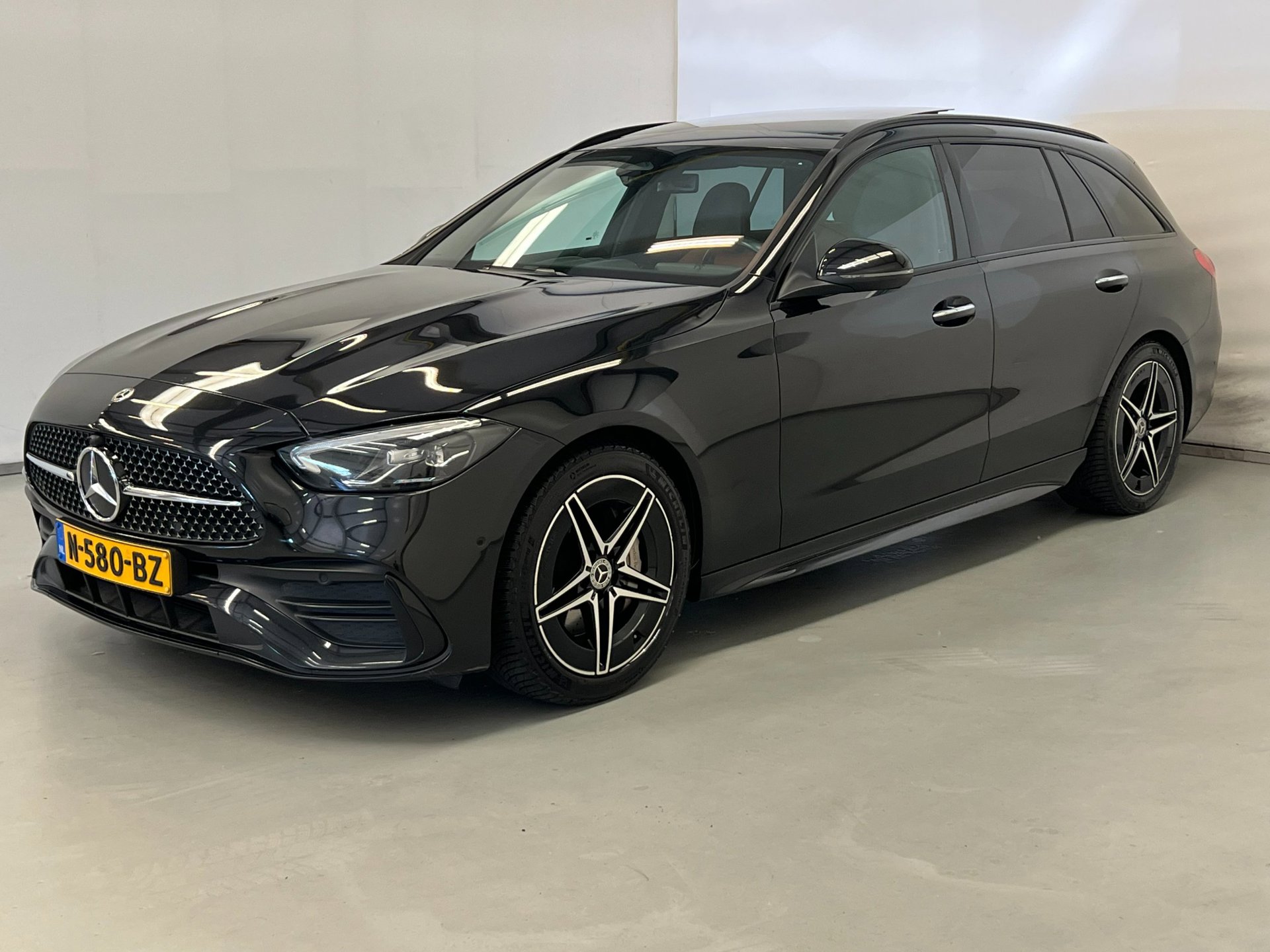 Foto van Mercedes-Benz C 200
