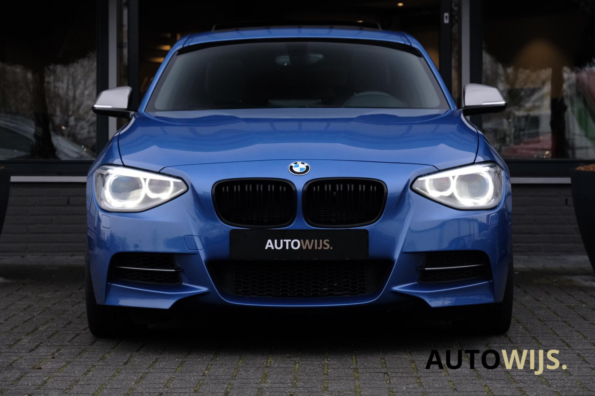 Foto van BMW M135i xDrive