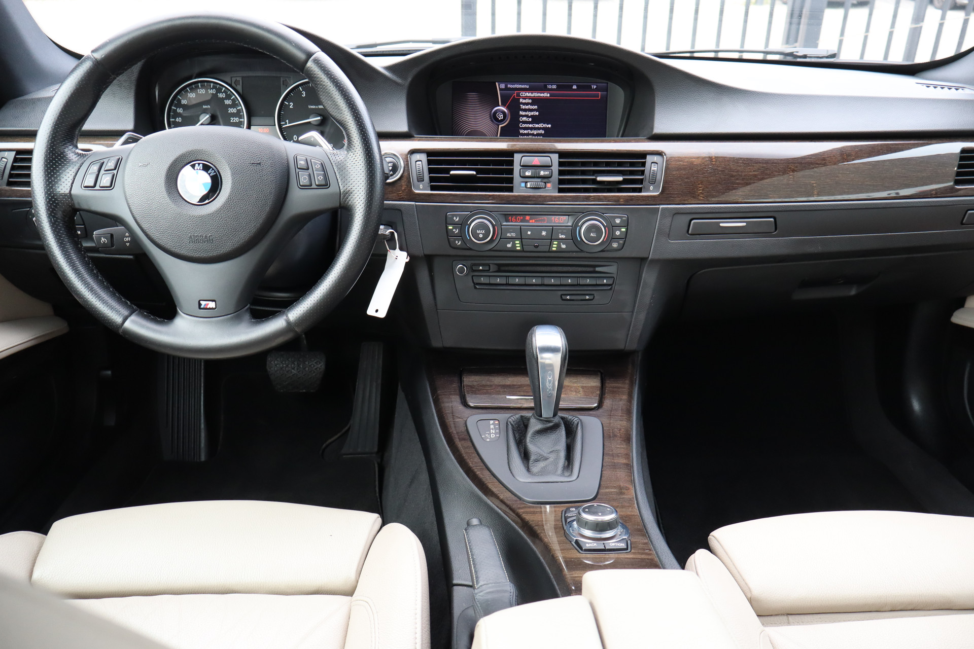 Foto van BMW 320i
