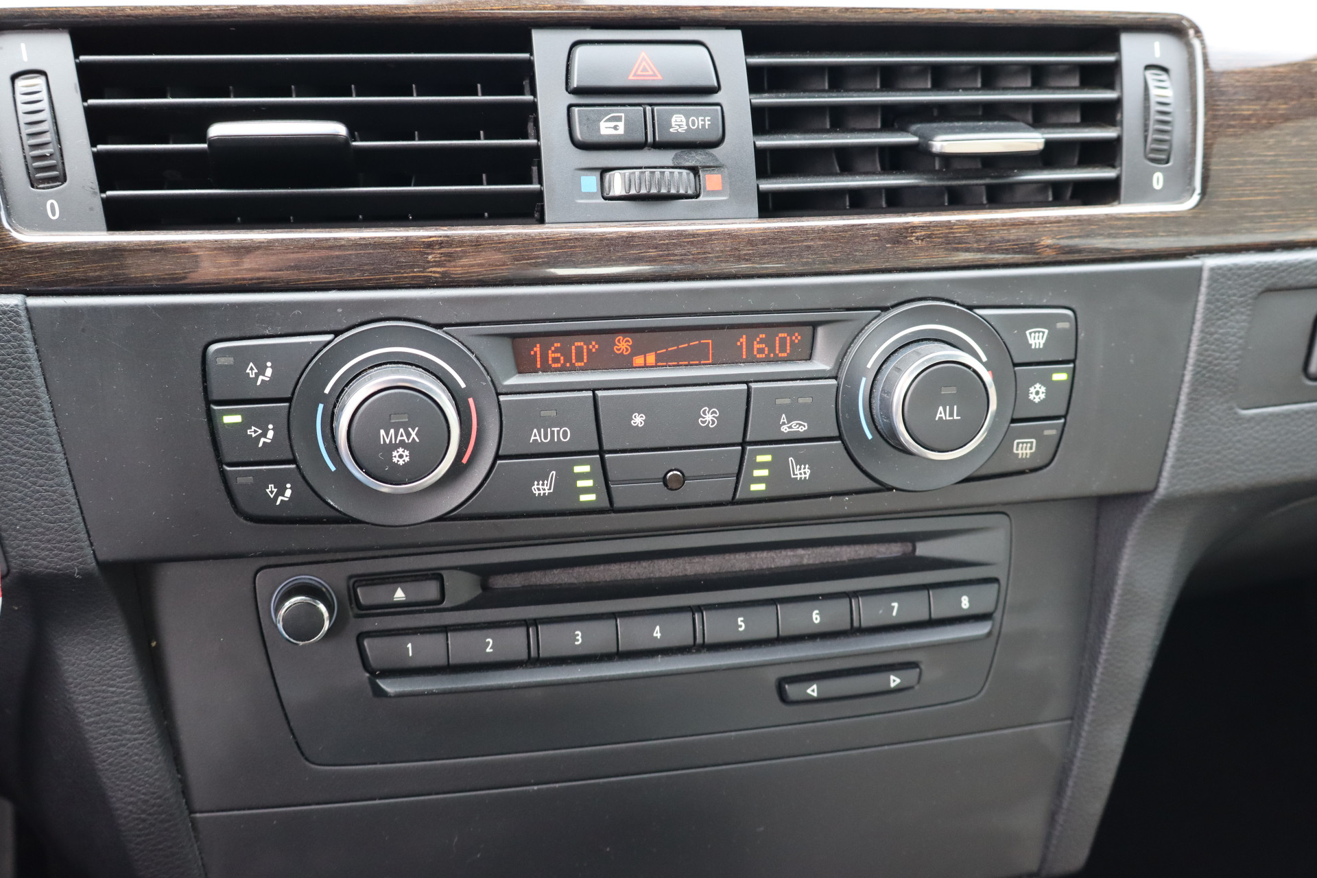 Foto van BMW 320i