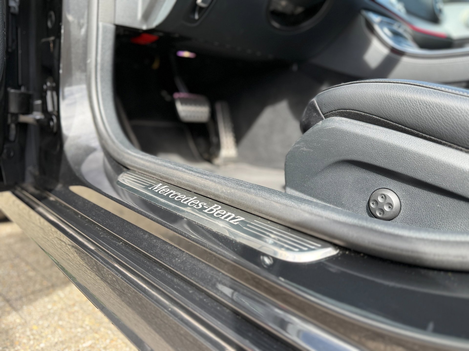 Foto van Mercedes-Benz E 200