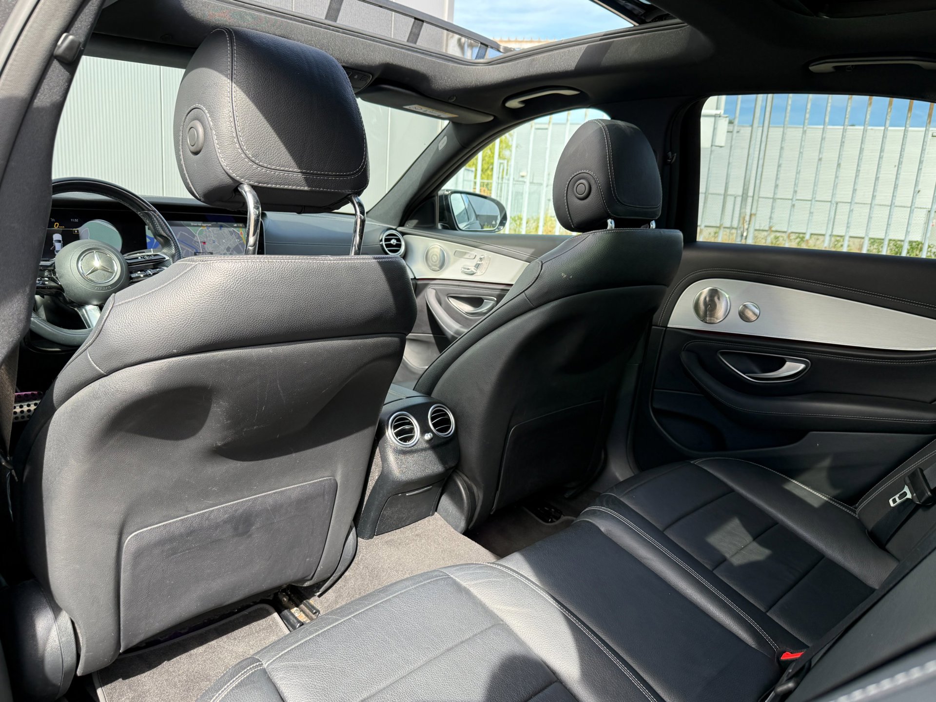 Foto van Mercedes-Benz E 200