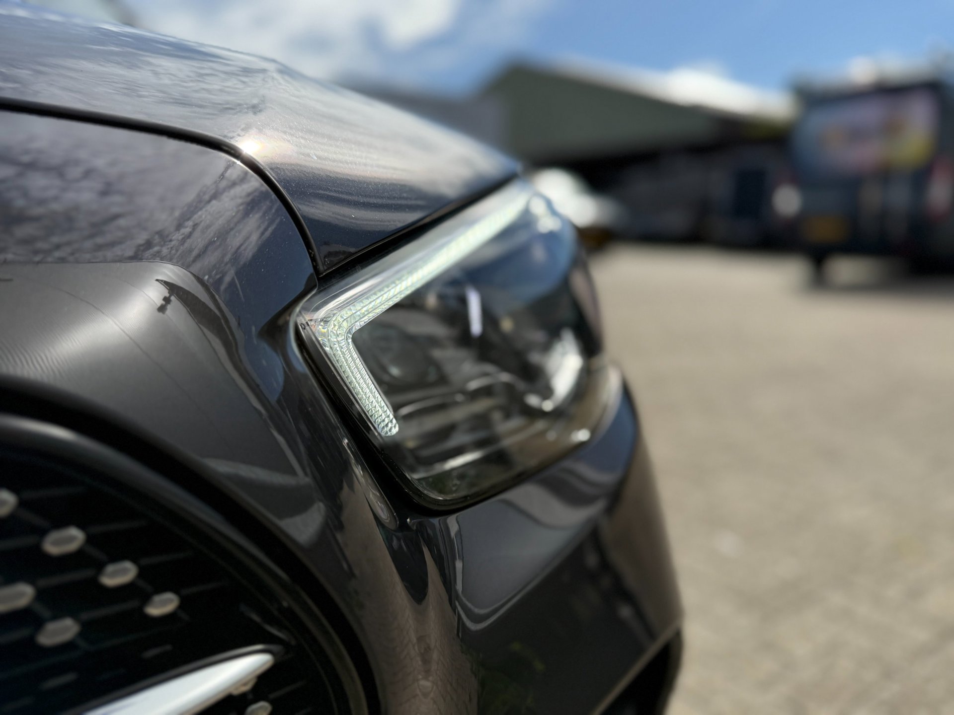 Foto van Mercedes-Benz E 200
