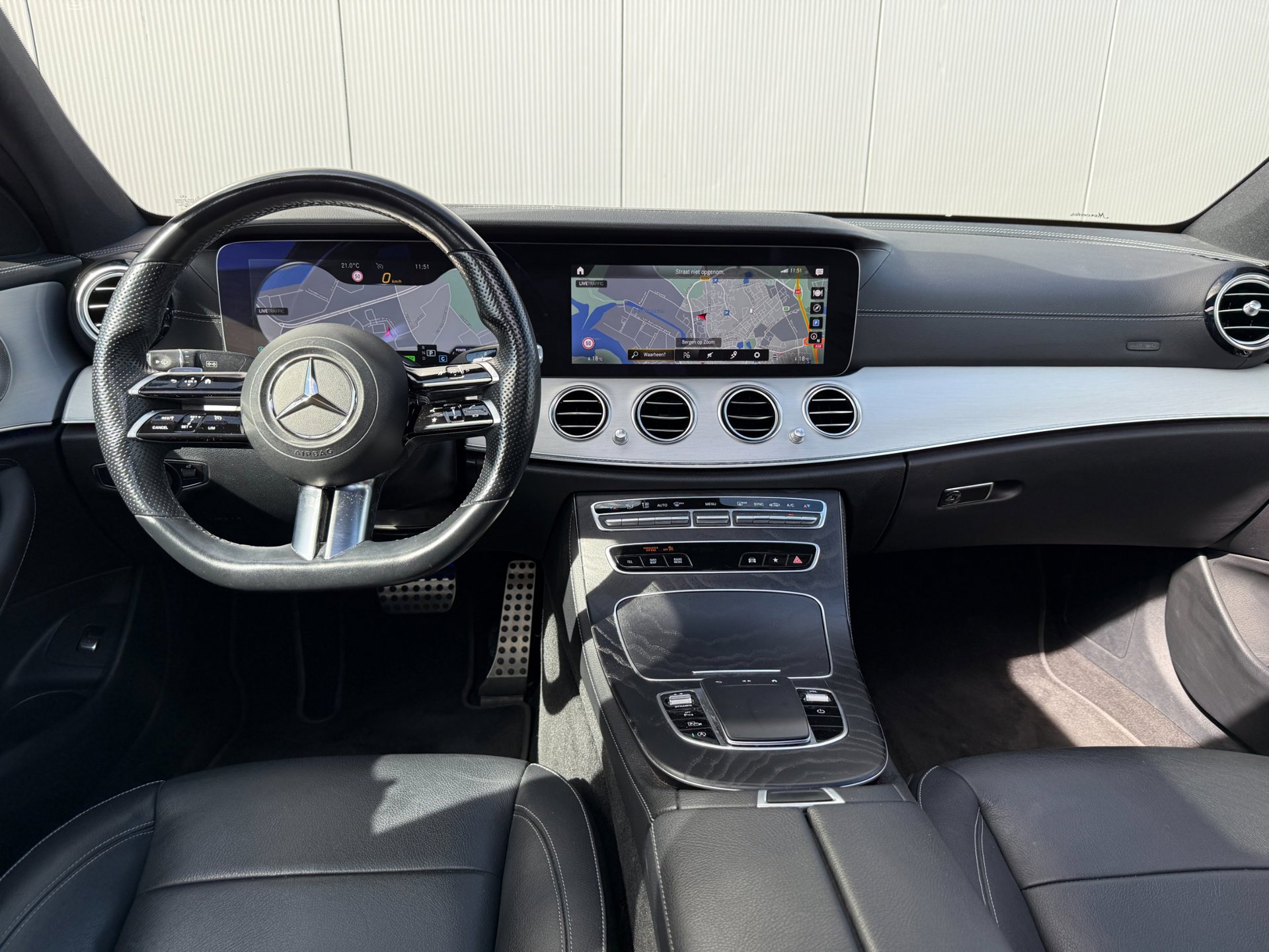 Foto van Mercedes-Benz E 200
