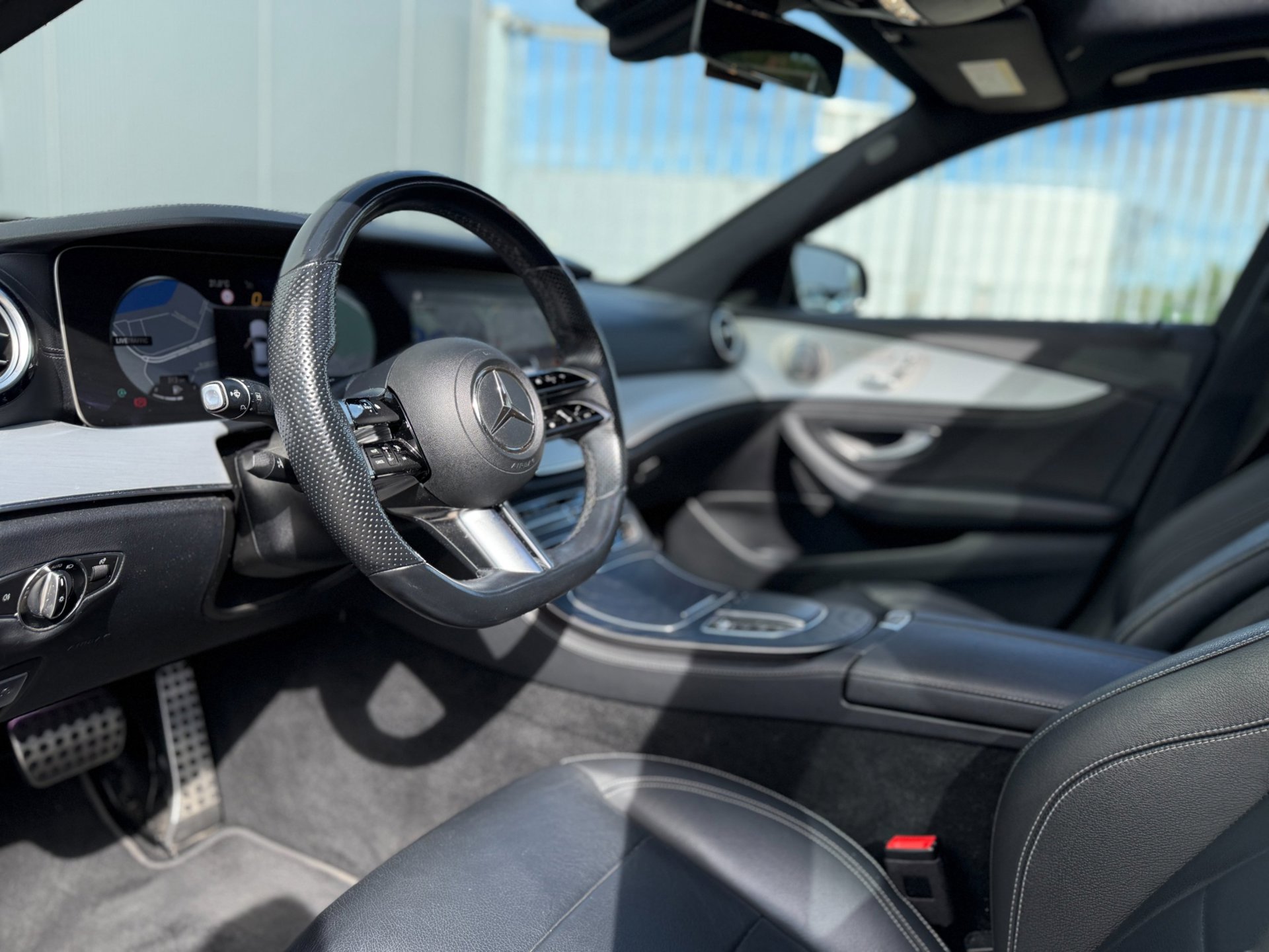 Foto van Mercedes-Benz E 200