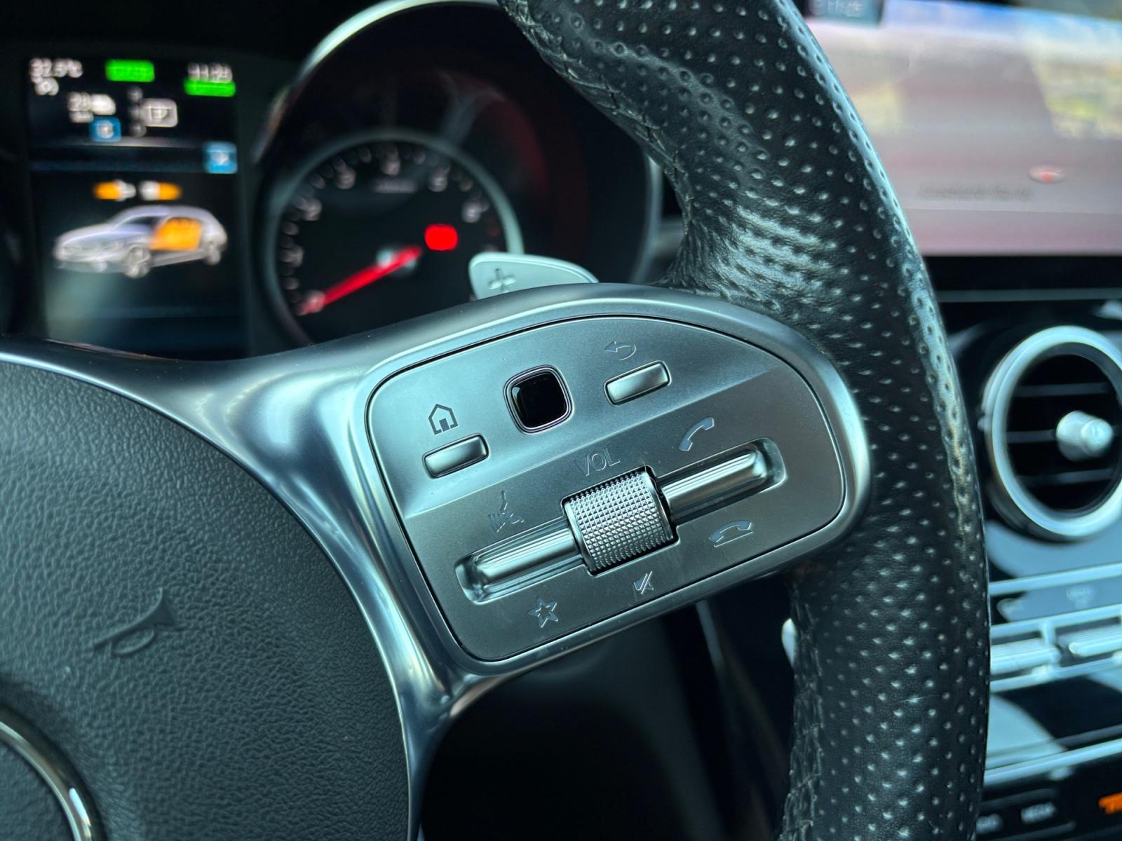 Foto van Mercedes-Benz C 300 E