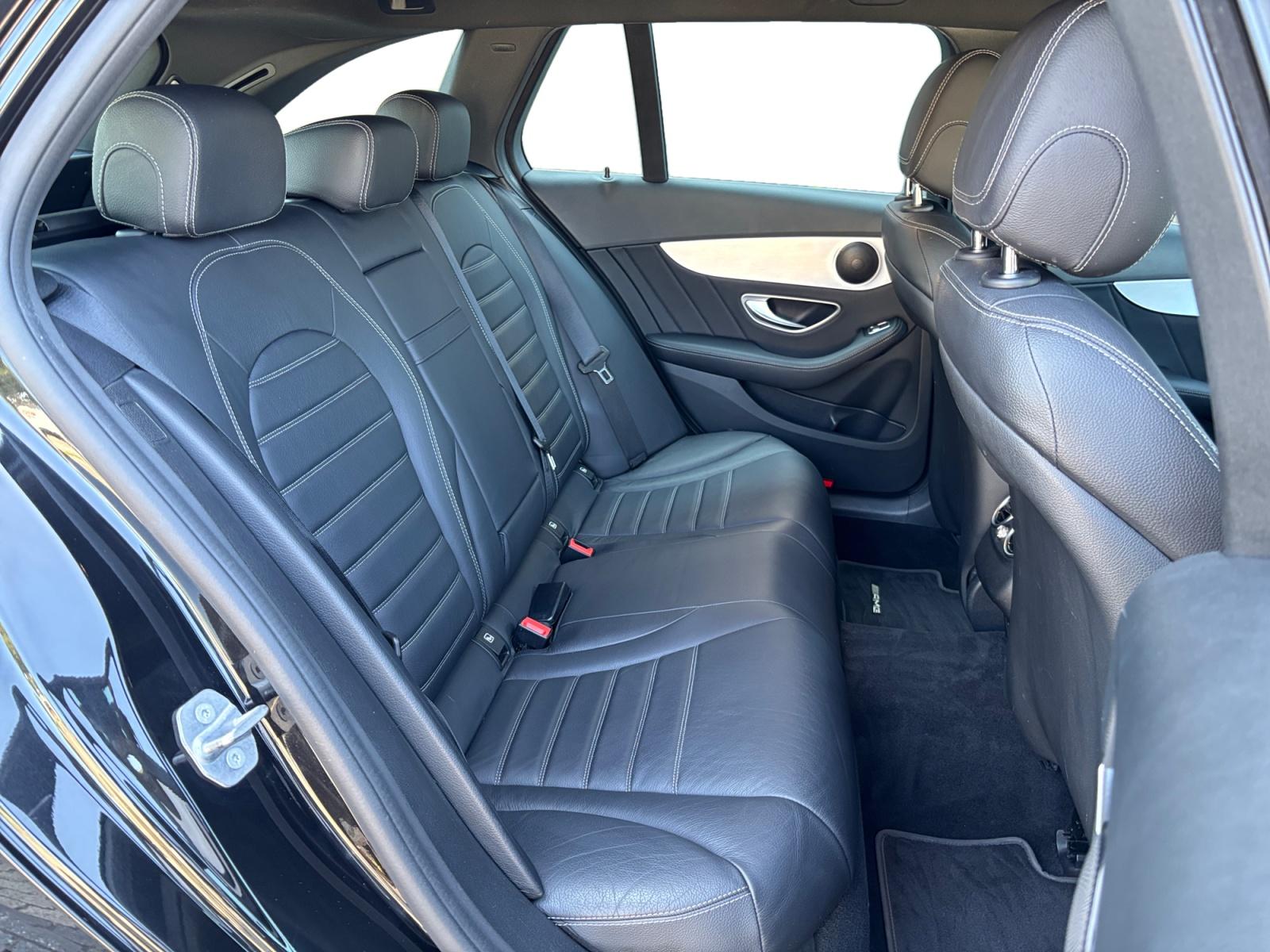 Foto van Mercedes-Benz C 300 E