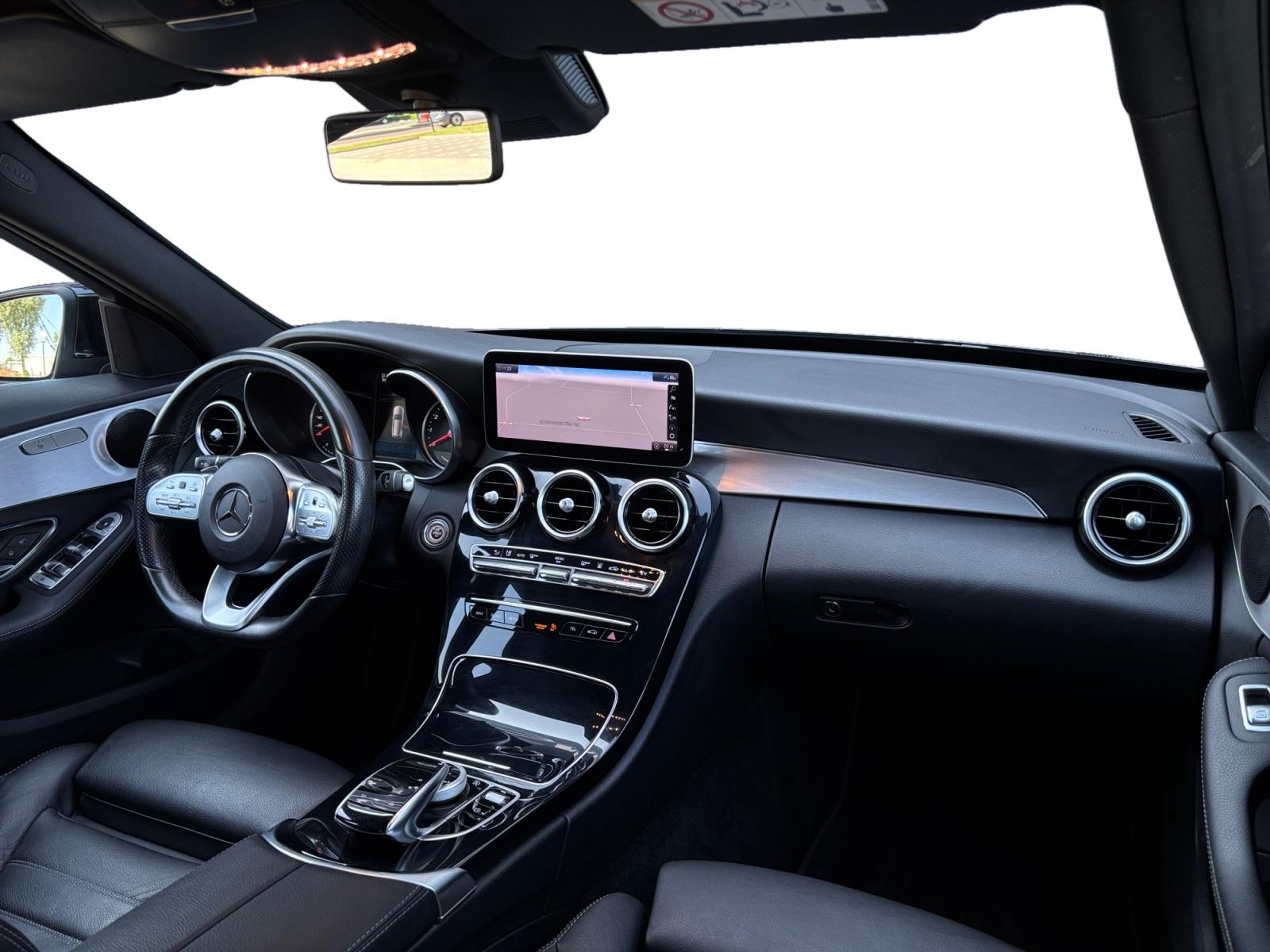 Foto van Mercedes-Benz C 300 E