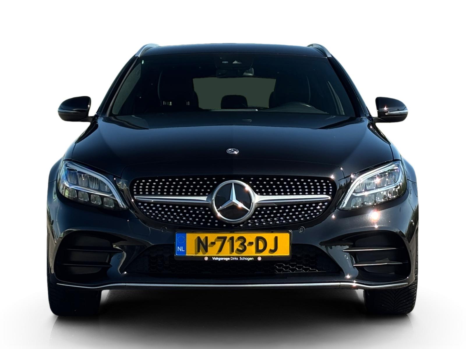 Foto van Mercedes-Benz C 300 E