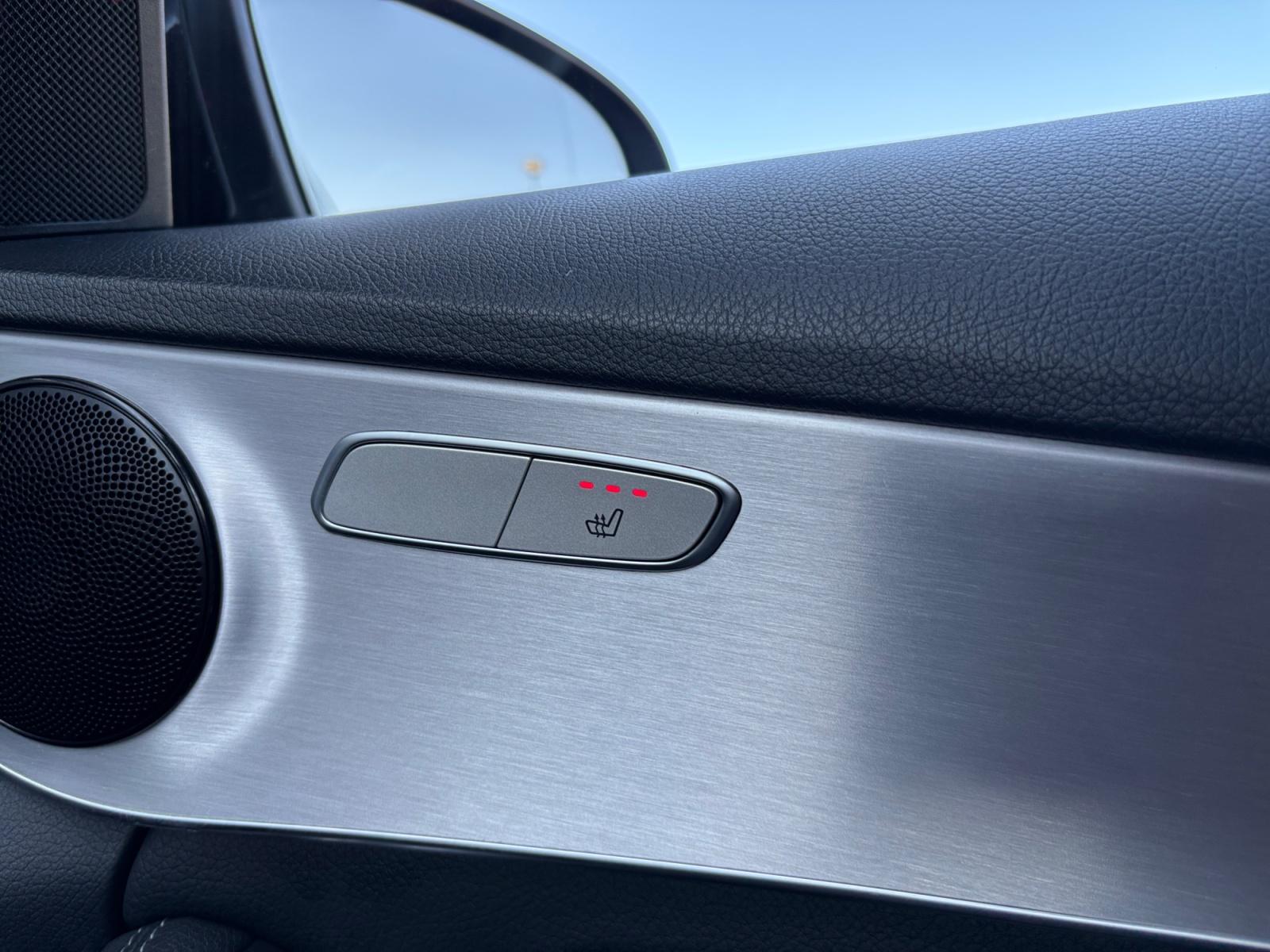 Foto van Mercedes-Benz C 300 E