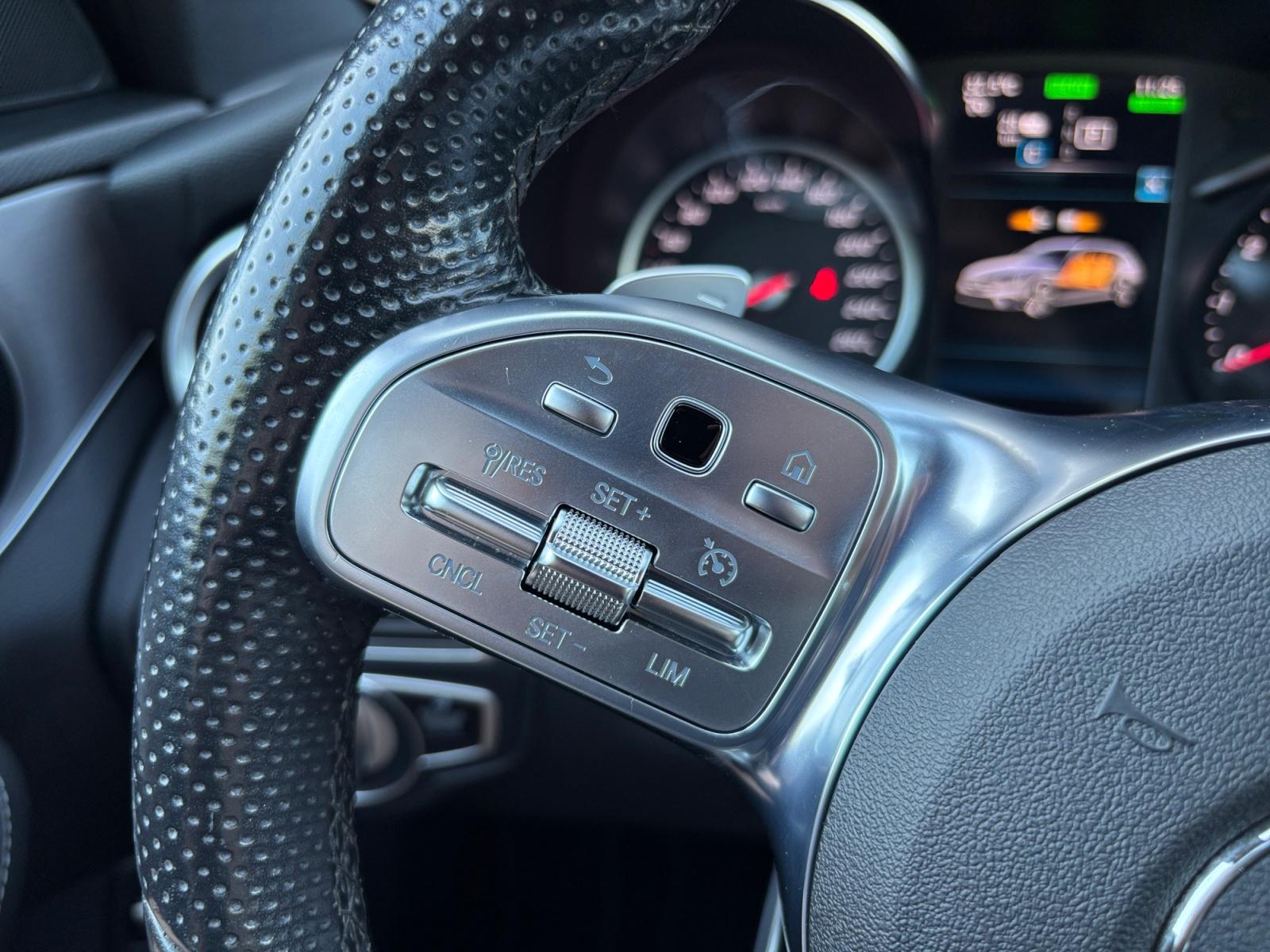 Foto van Mercedes-Benz C 300 E