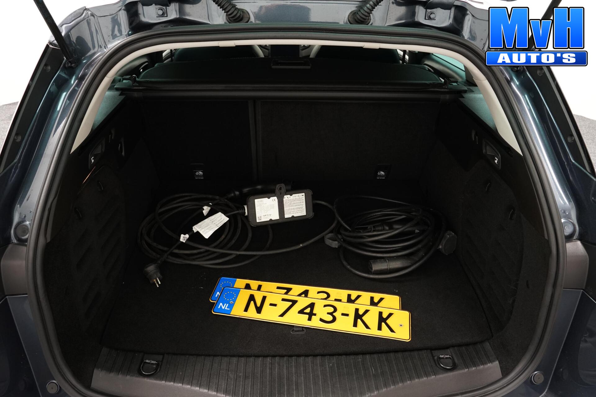 Foto van Renault Megane E-tech Plug-in Hybrid