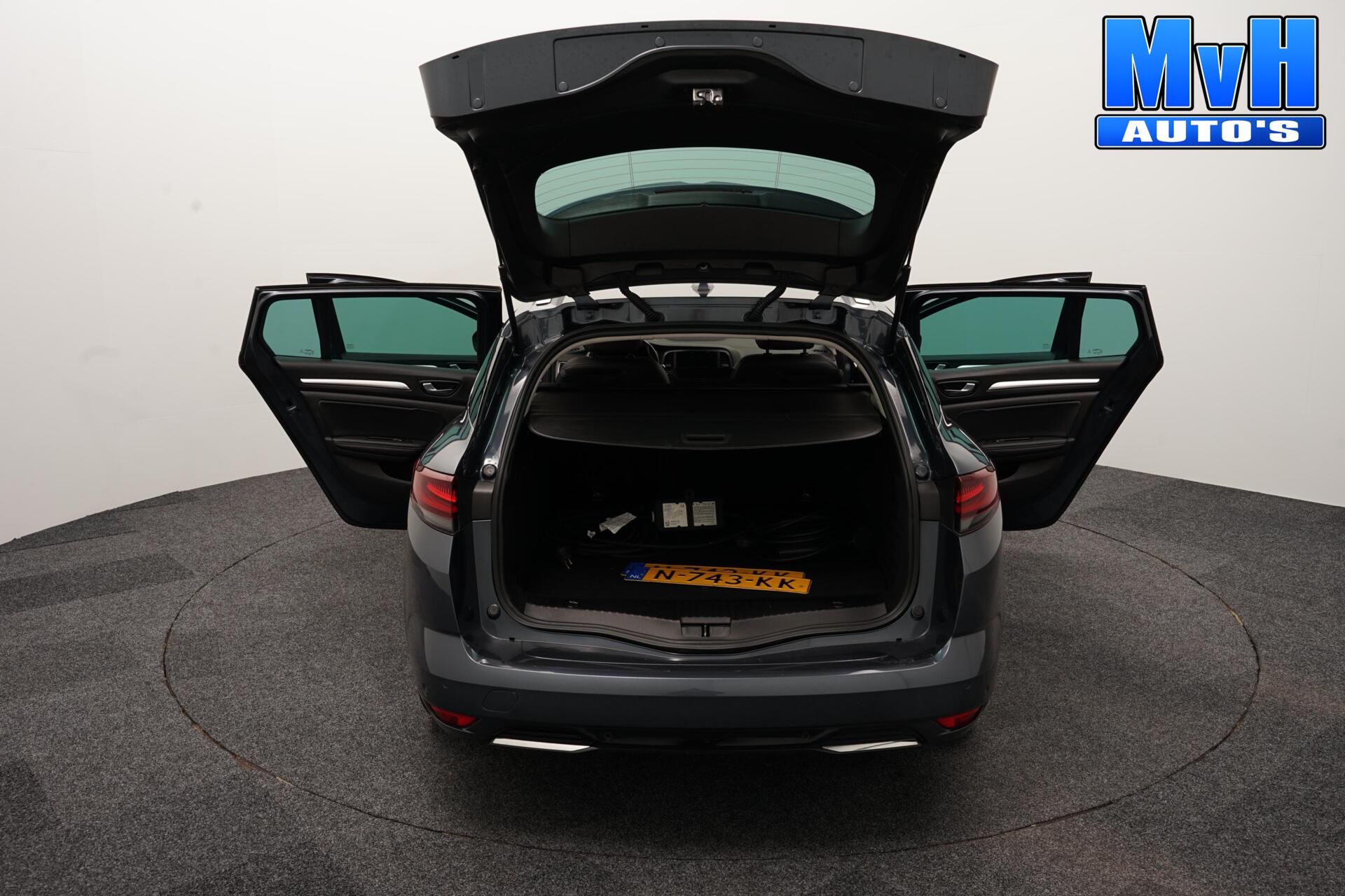 Foto van Renault Megane E-tech Plug-in Hybrid