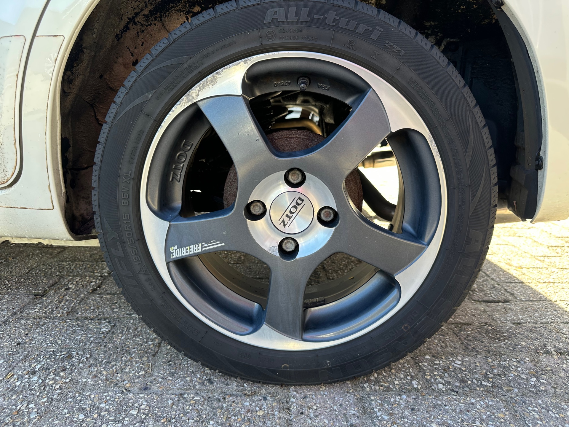 Foto van Subaru Justy