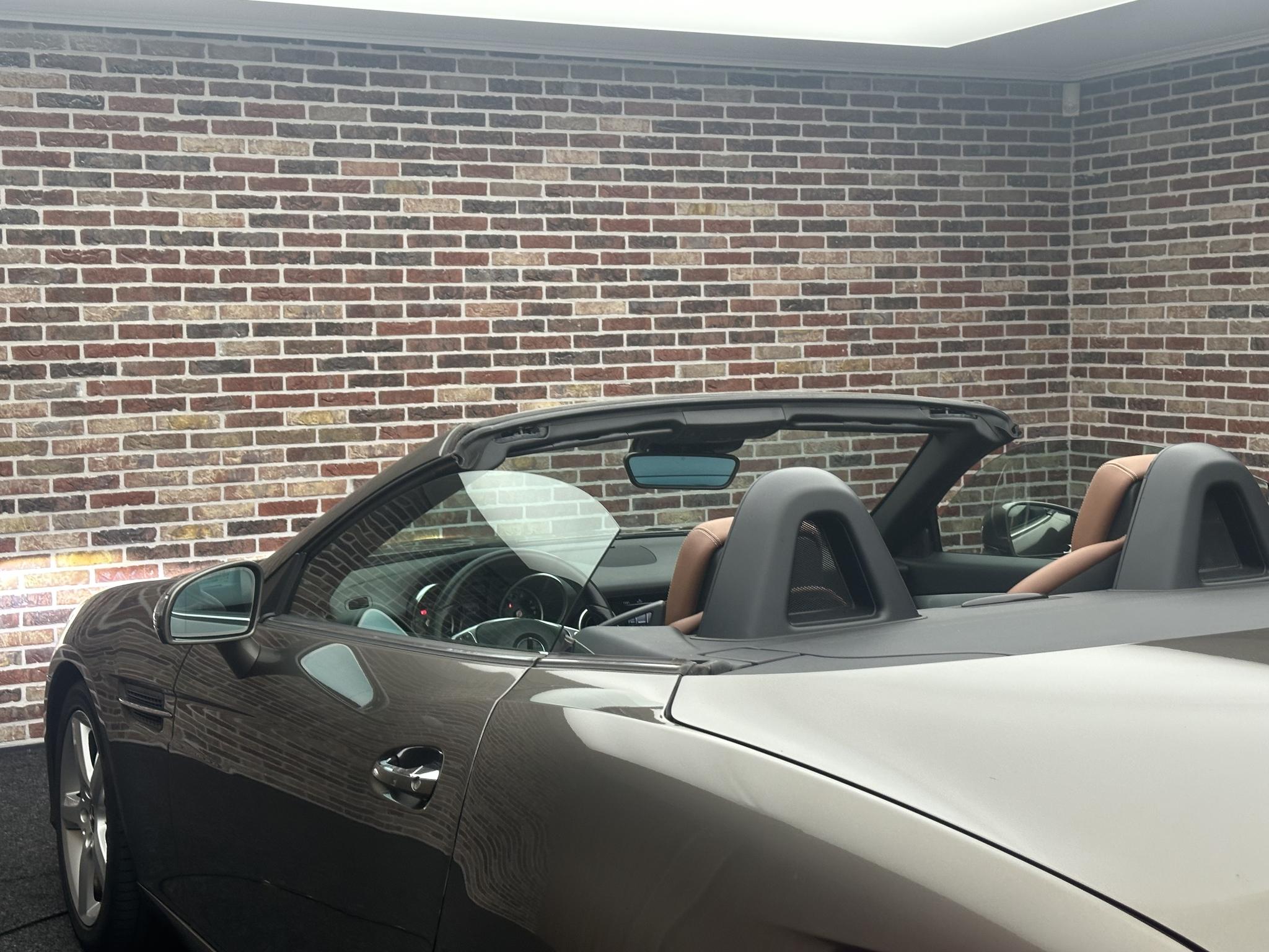 Foto van Mercedes-Benz SLC 200