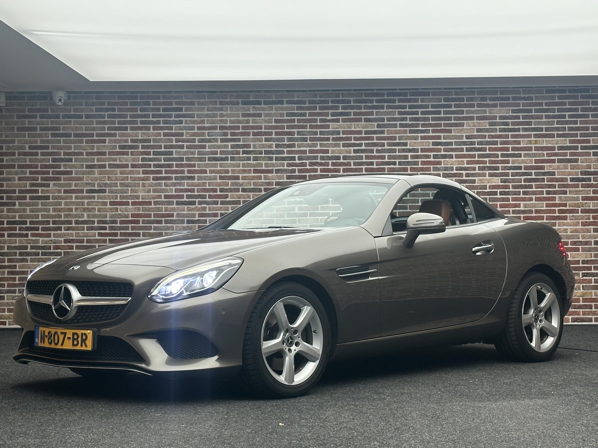 Foto van Mercedes-Benz SLC 200