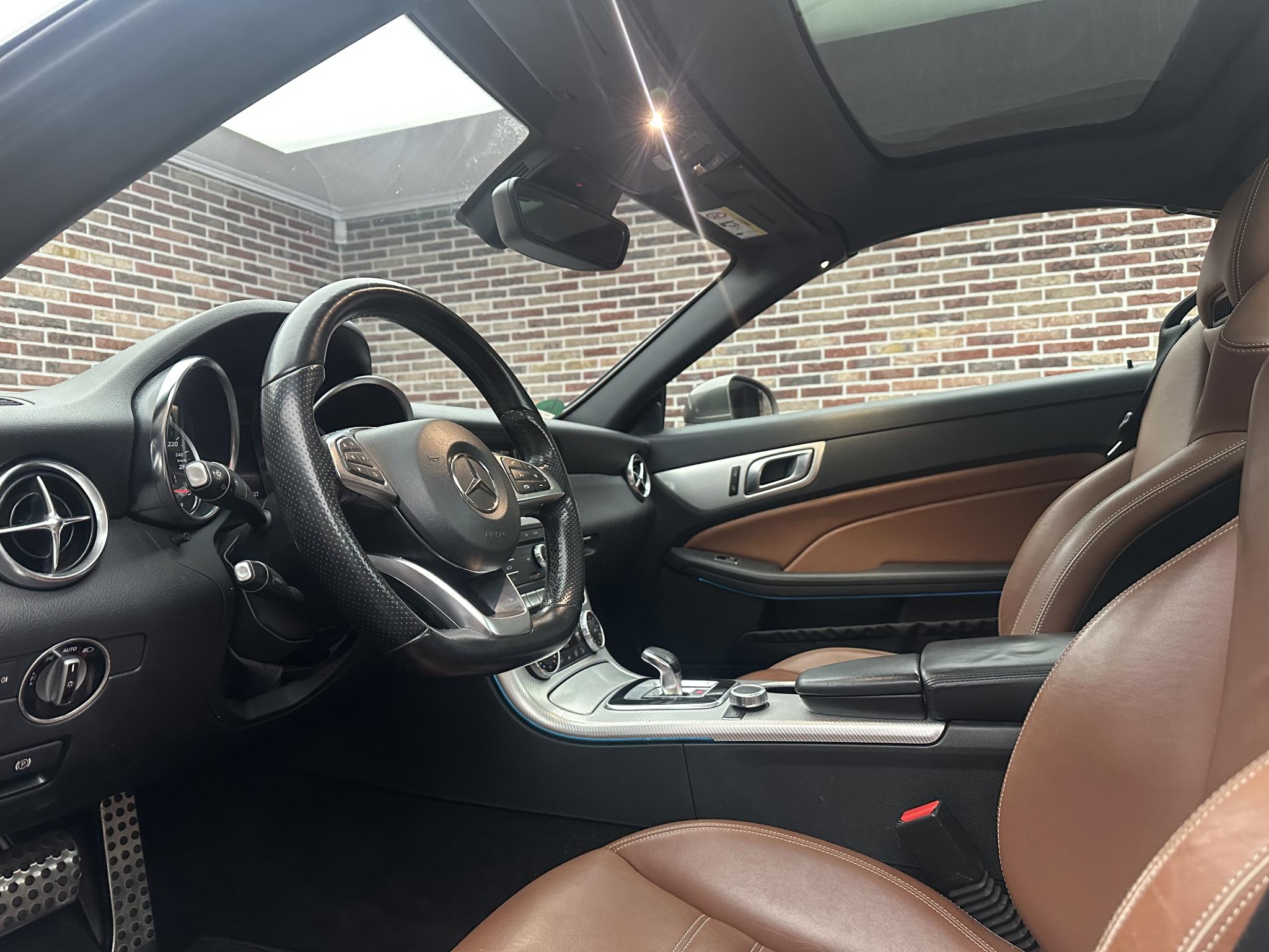 Foto van Mercedes-Benz SLC 200