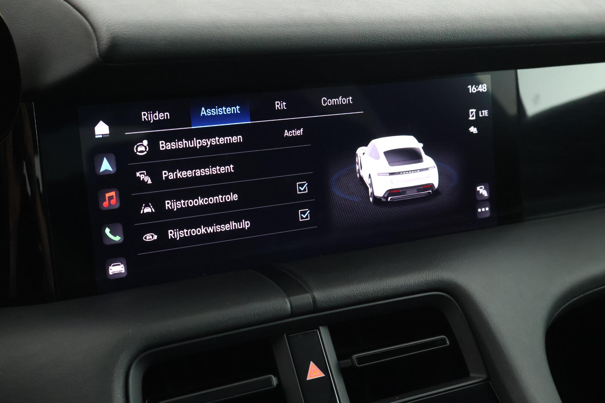 Foto van Porsche Taycan 4s