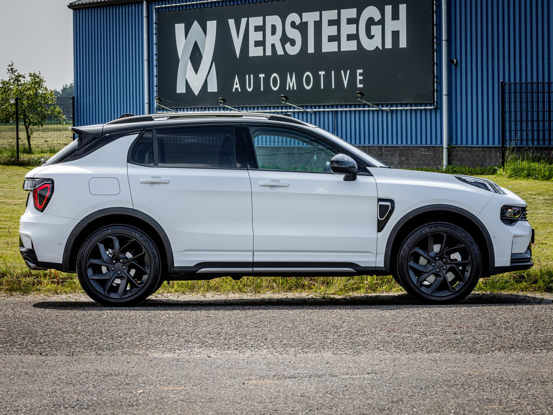 Foto van LYNK & Co 01