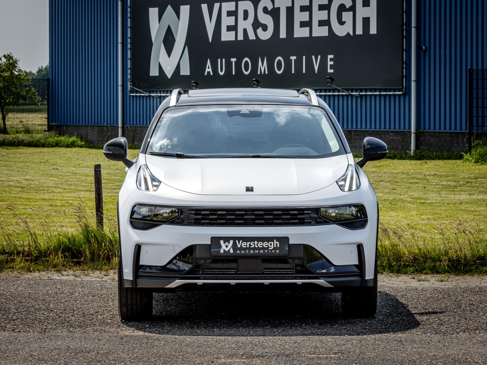 Foto van LYNK & Co 01