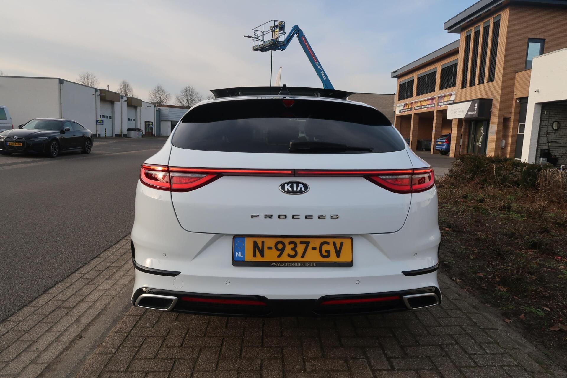 Foto van Kia Proceed
