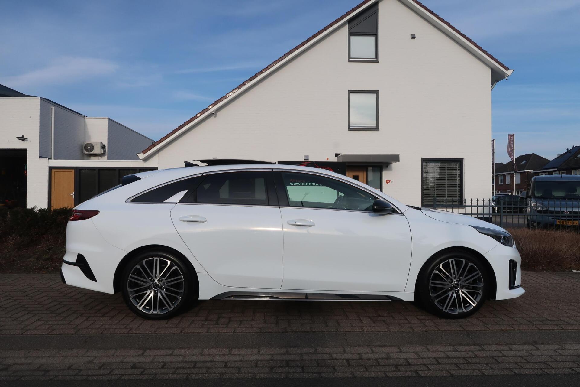 Foto van Kia Proceed