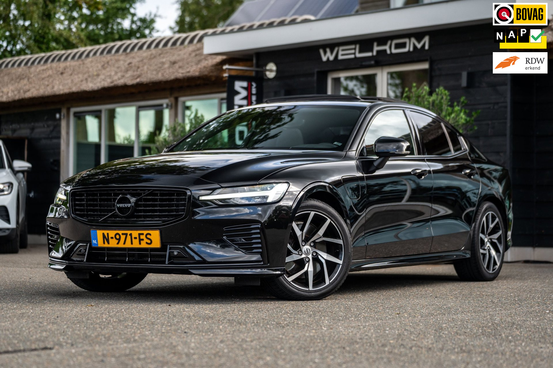 Volvo S60 2.0 Recharge T6 AWD R-Design Panoramadak I Camera I Memory I Leder I Adaptive Cruise I Pilot Assist 2021 - voorkant