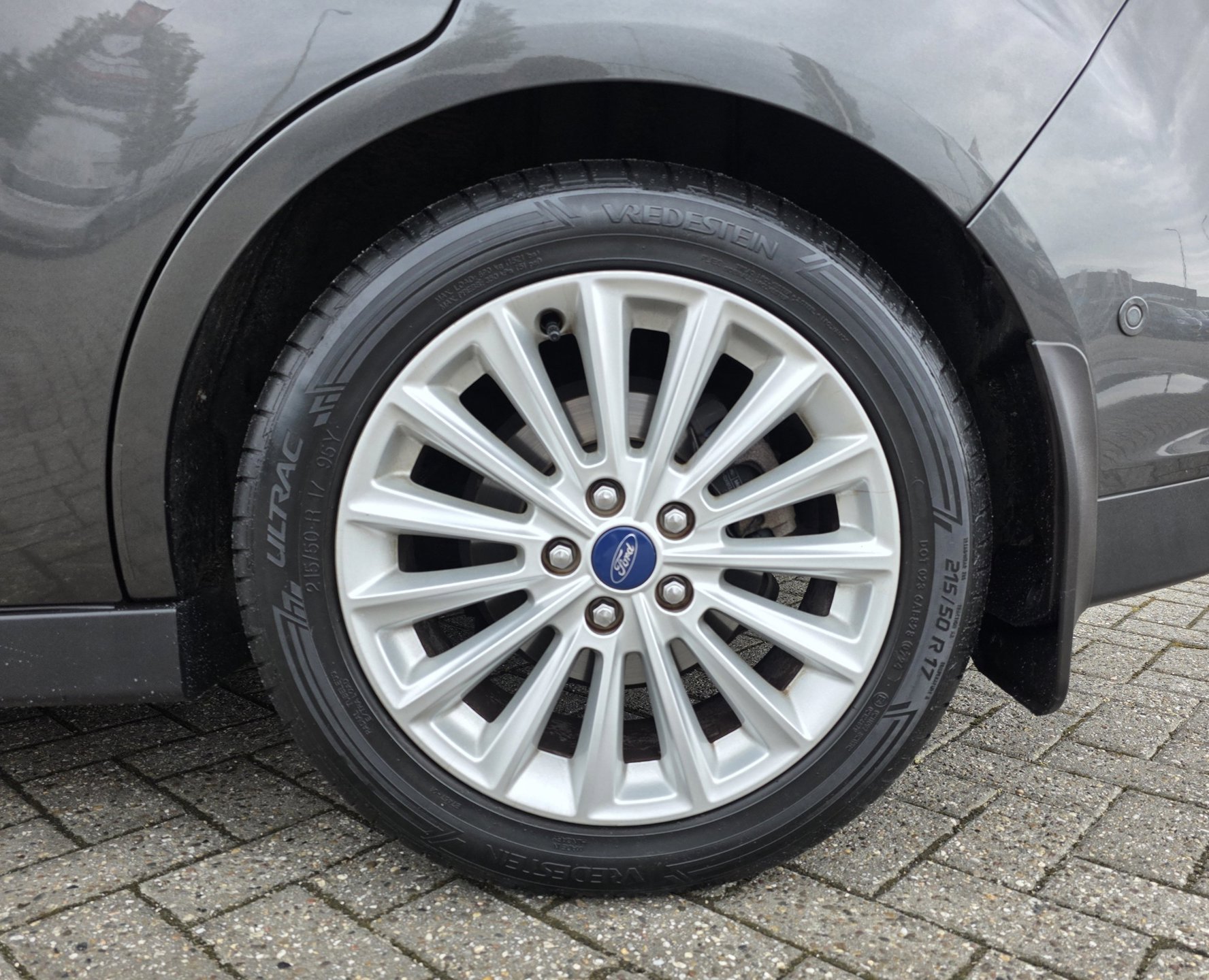 Foto van Ford Grand C-max