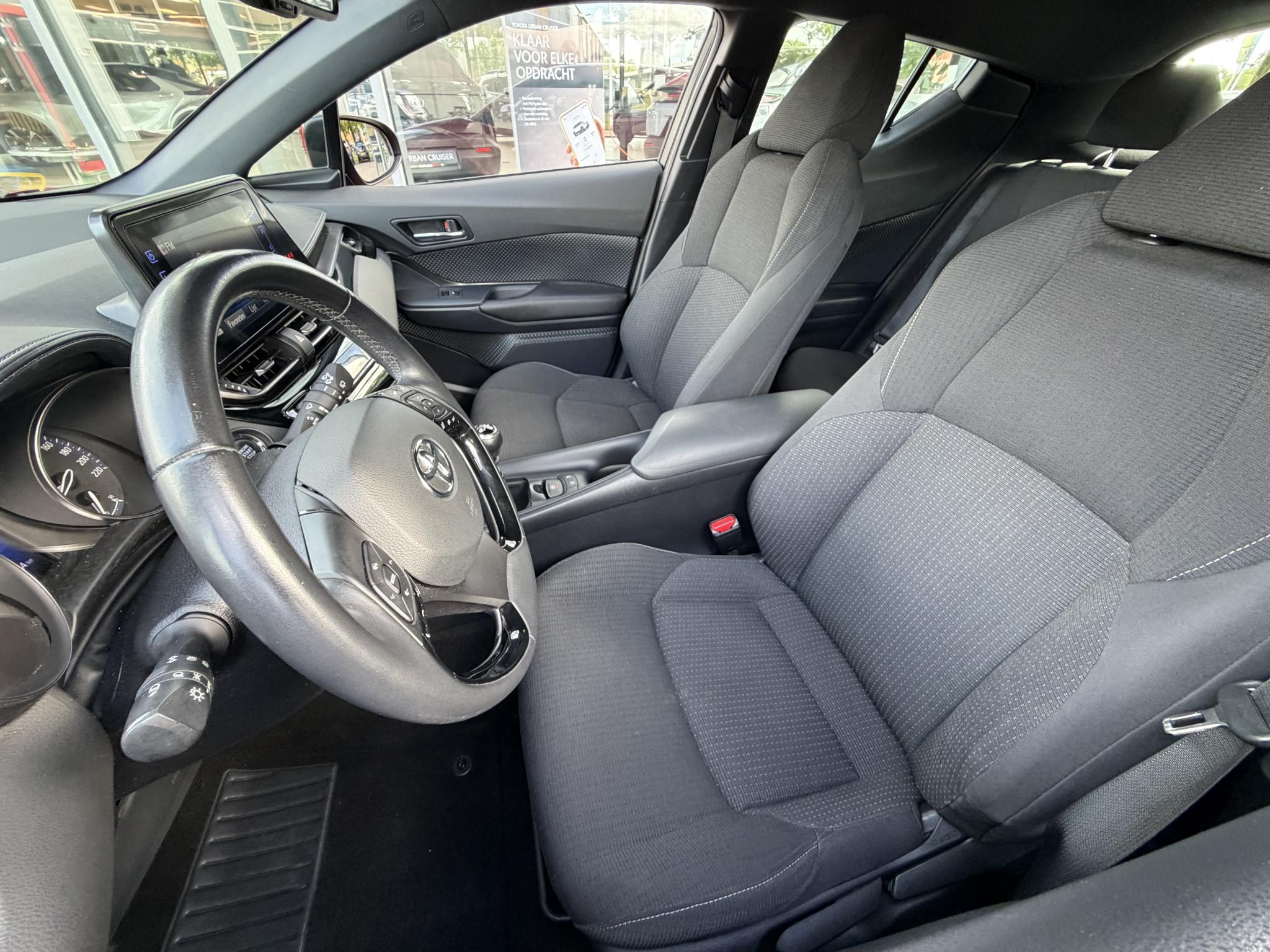 Foto van Toyota Toyota C-hr