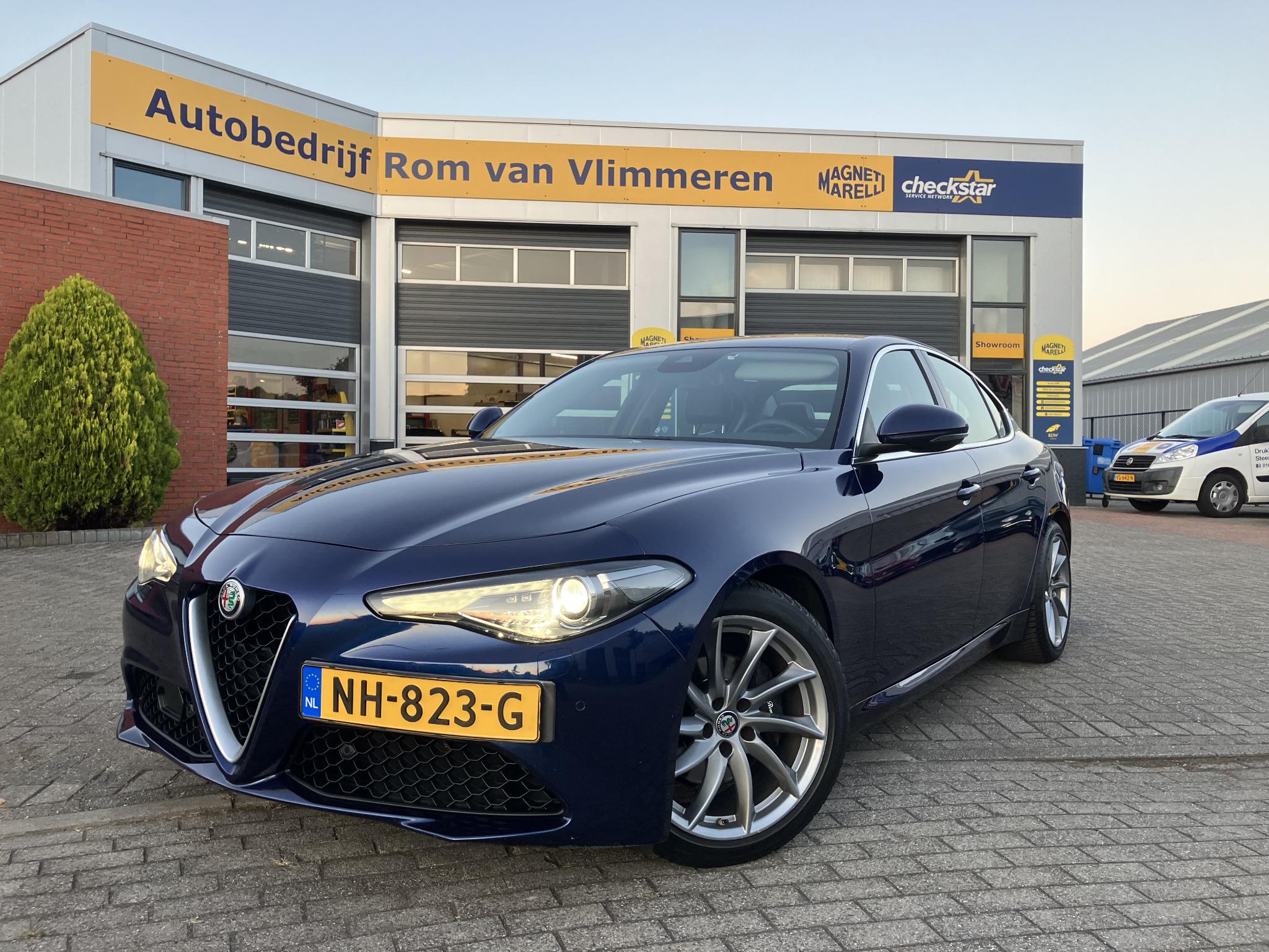 Alfa Romeo Giulia 2.0T Super 2017 - voorkant