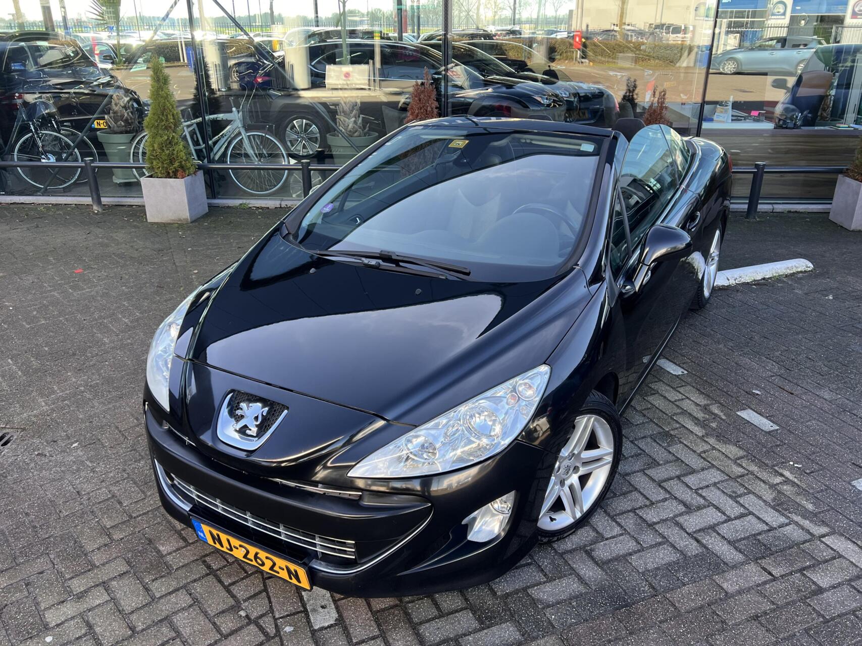 Foto van Peugeot 308 CC